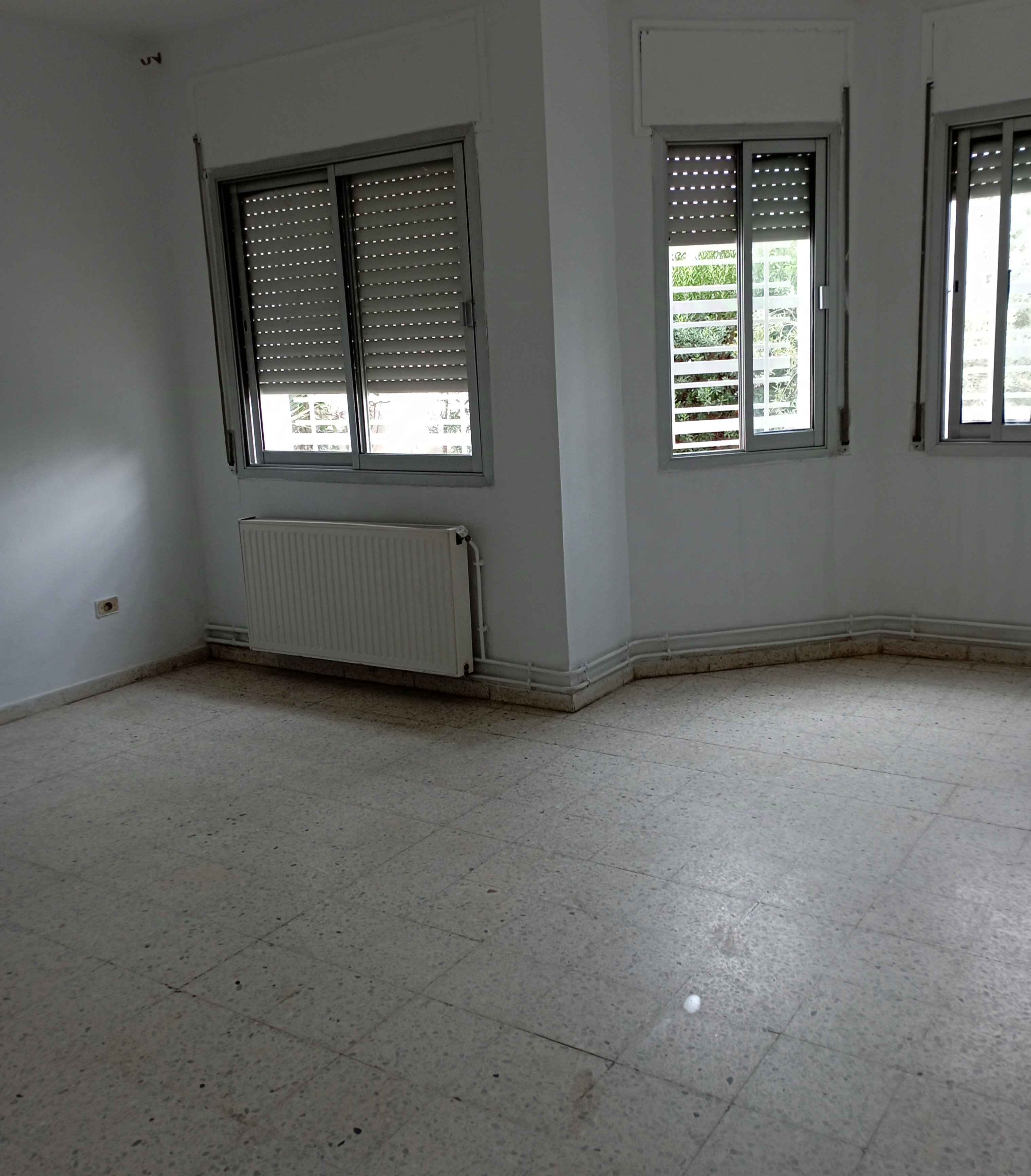 Mnihla Jardins d'el Menzah Location Appart. 2 pices S2 appartement 720 jardin d'el menzah 1