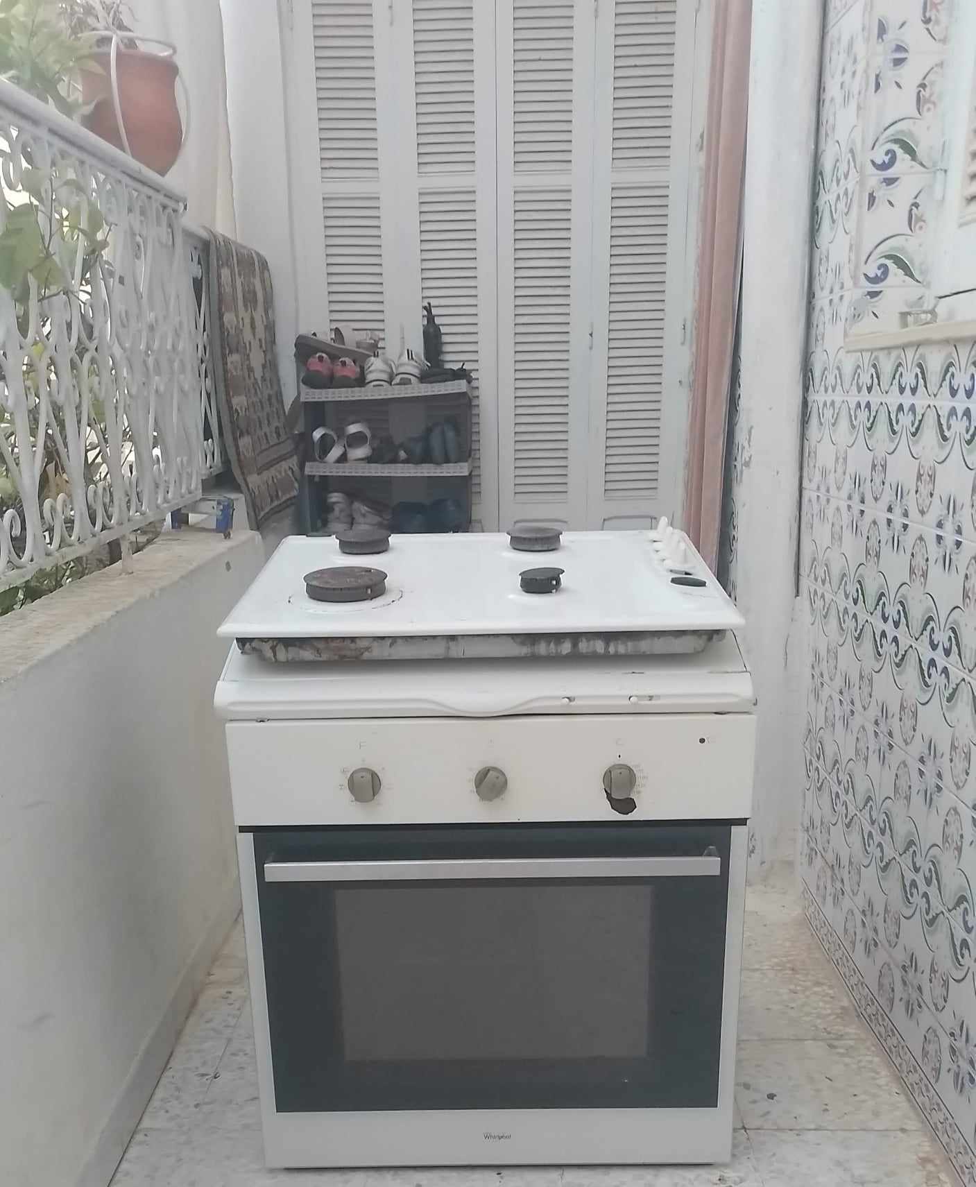 Le Bardo Ksar Said Cuisinire mixte Autre Four encastrer et haute et plaque whirpool