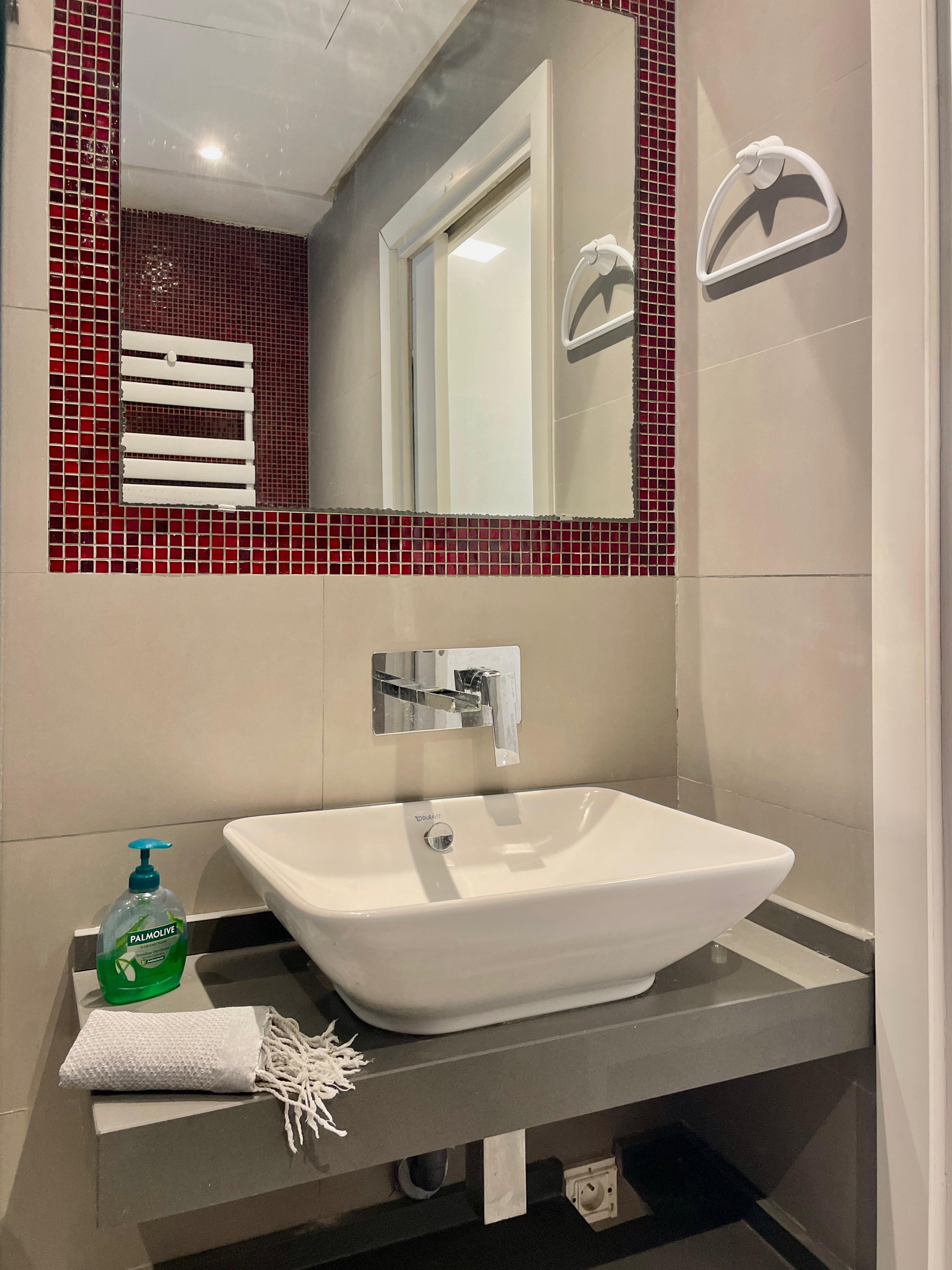 La Marsa Gammart Location vacances Appart. 1 pice Appartement de luxe avec piscine