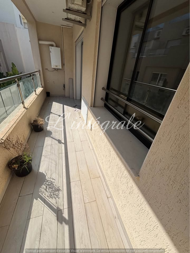 Ariana Ville Cite Ennasr 2 Location Appart. 2 pices S1 de trs haut  standing