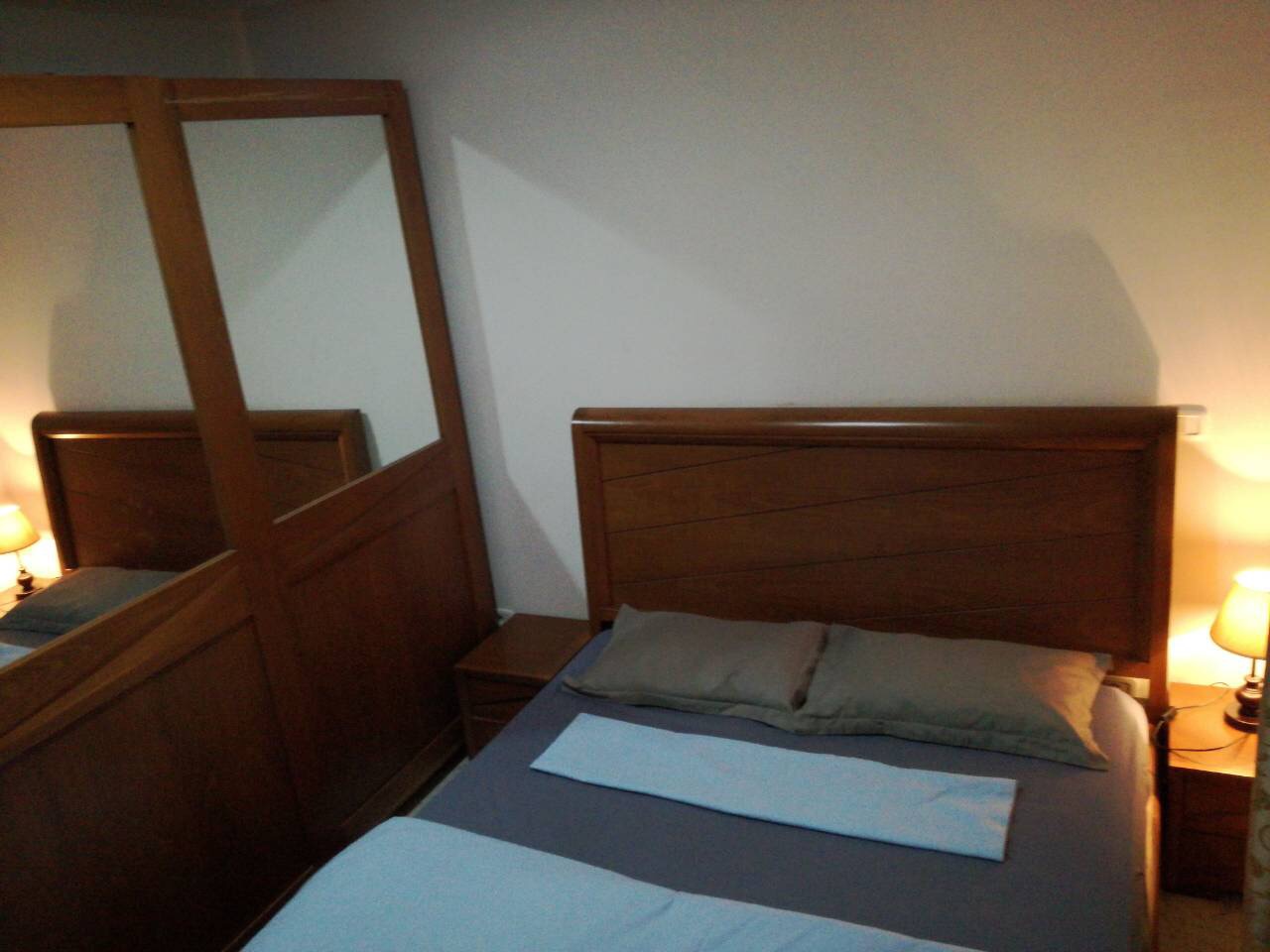 La Marsa Berge Du Lac Location vacances Appart. 2 pices S1 luxueux a cot tunisia mall par nuit ou semaine