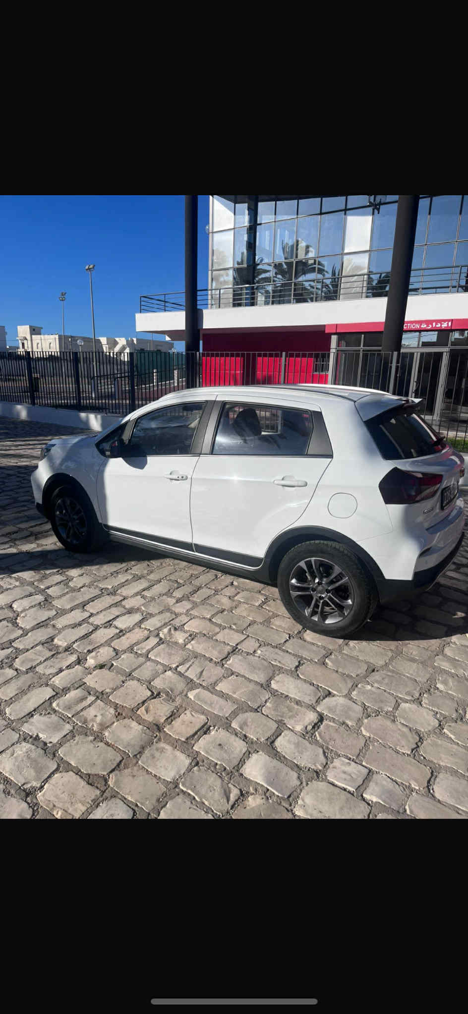 Ezzahra Cite Erriadh Geely Geely Geely gx3 excellent tat premire main