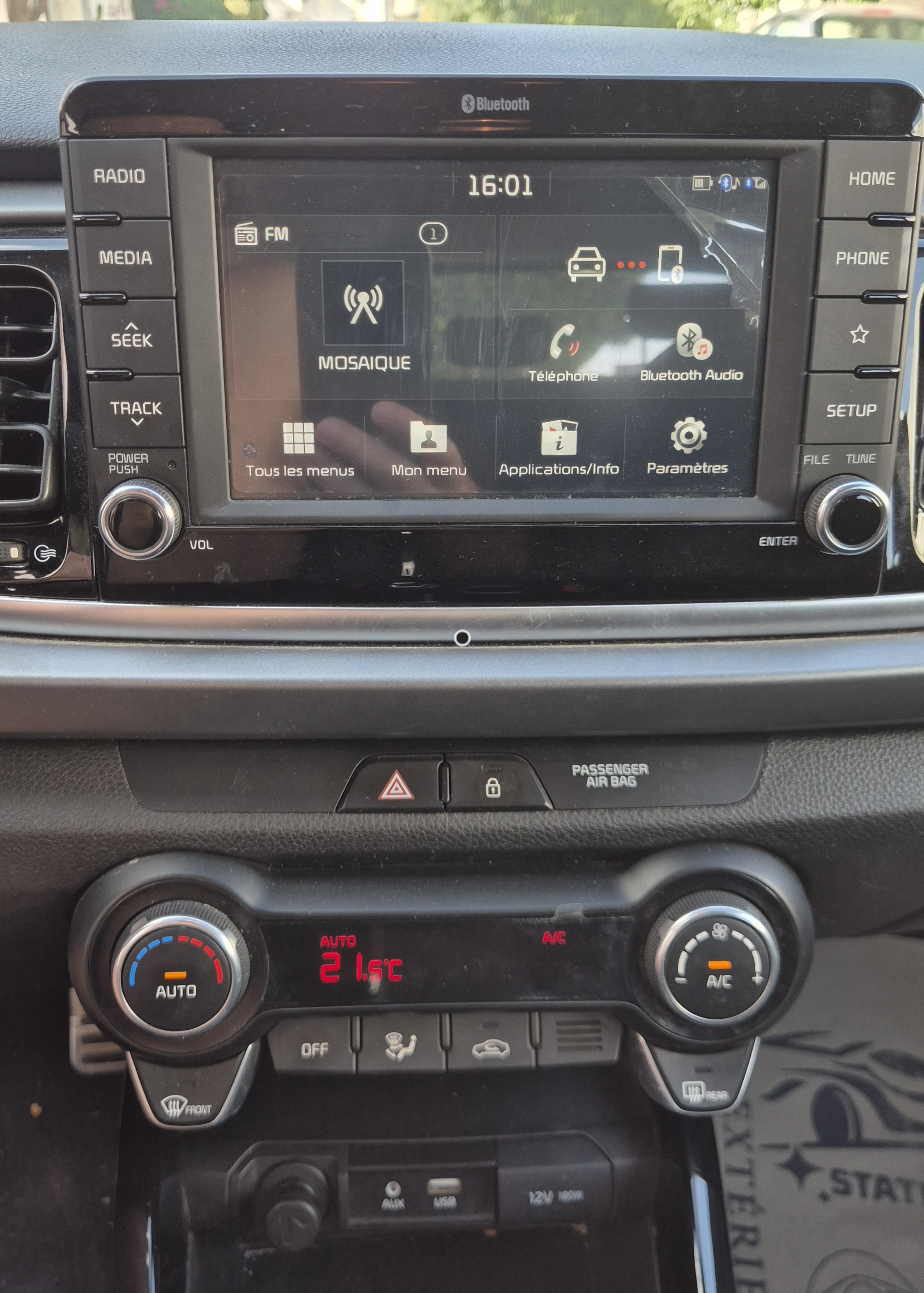 Ariana Ville Cite Ennasr 2 Kia Rio 1re main   excellent tat   trs bien entretenue