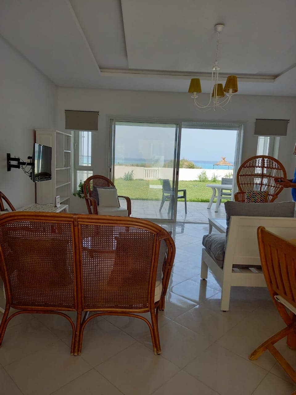 Hammam El Ghezaz Ezzahra Vente Maisons Villa haut standing  ezzahra hammem ghzez