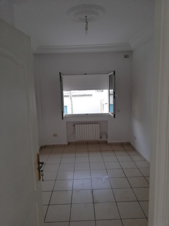 La Marsa El Aouina Location Appart. 3 pices Apt 2ch et salon