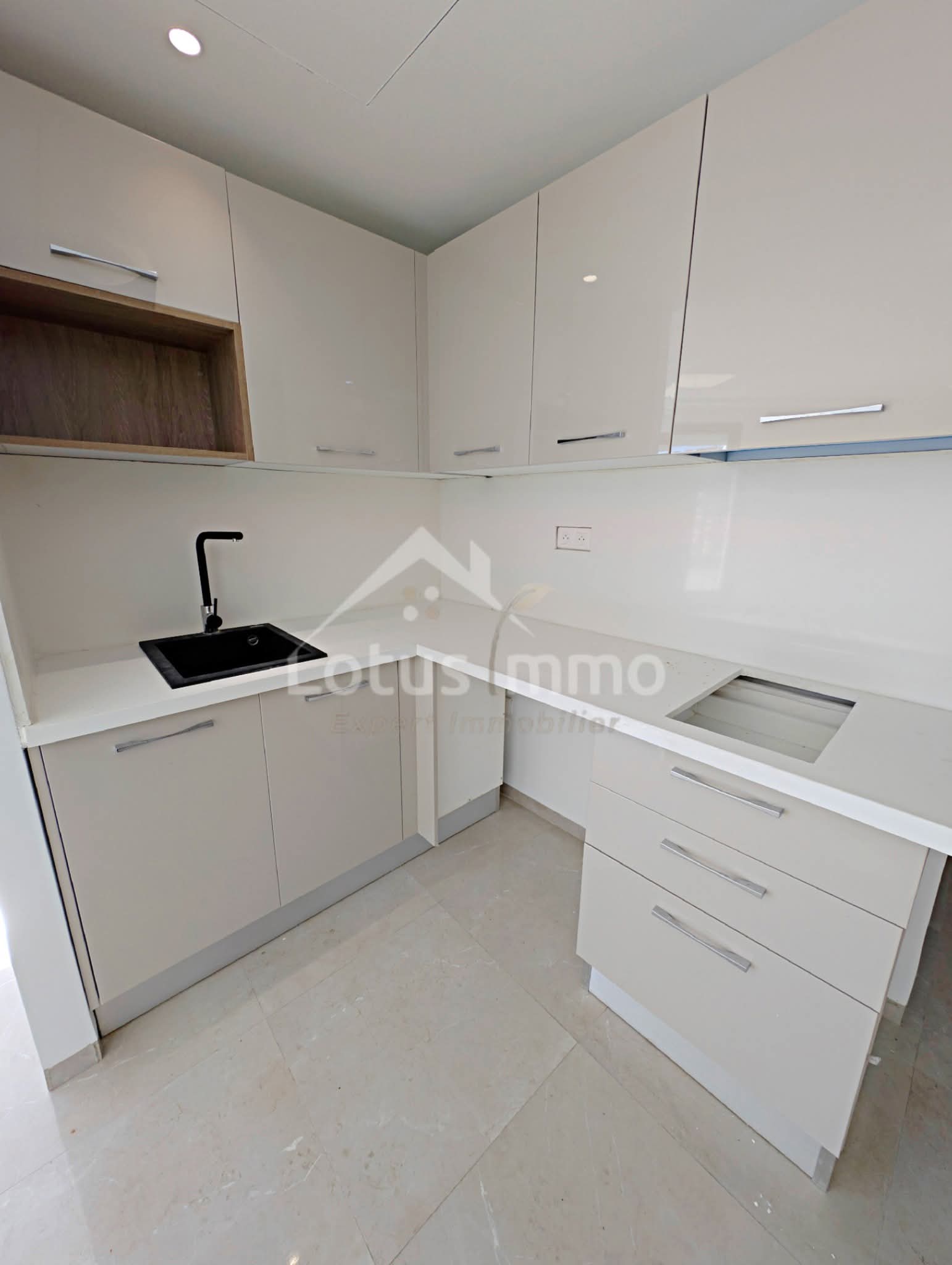 La Marsa Berge Du Lac Bureaux & Commerces Bureau Open space au lac 1