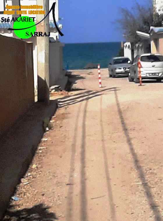 Akouda Chatt Meriem Terrain Terrain nu Terrain cltur 450m deux faades  chatt mariem