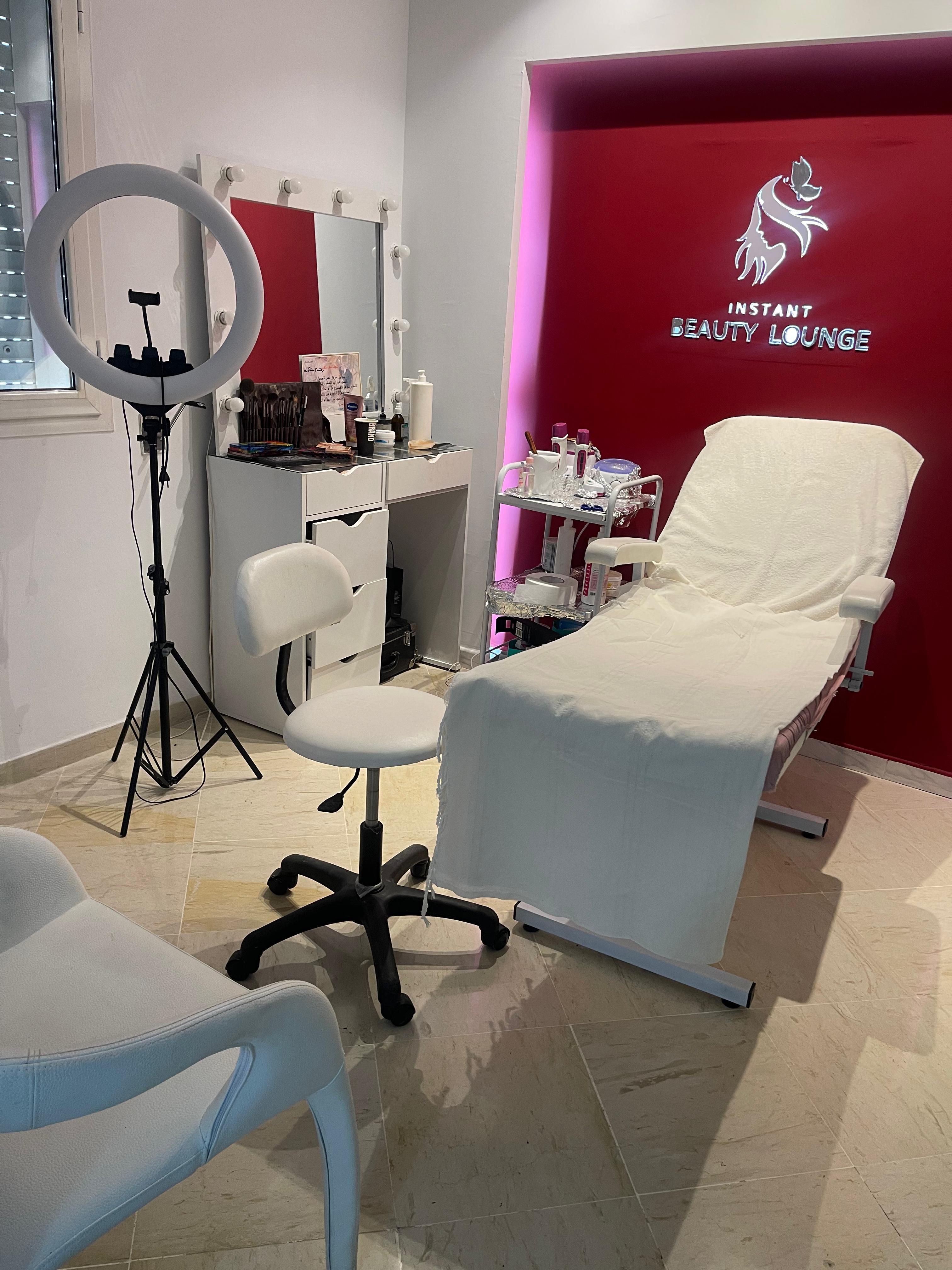 La Marsa Berge Du Lac Location Surfaces Local commercial lac 2