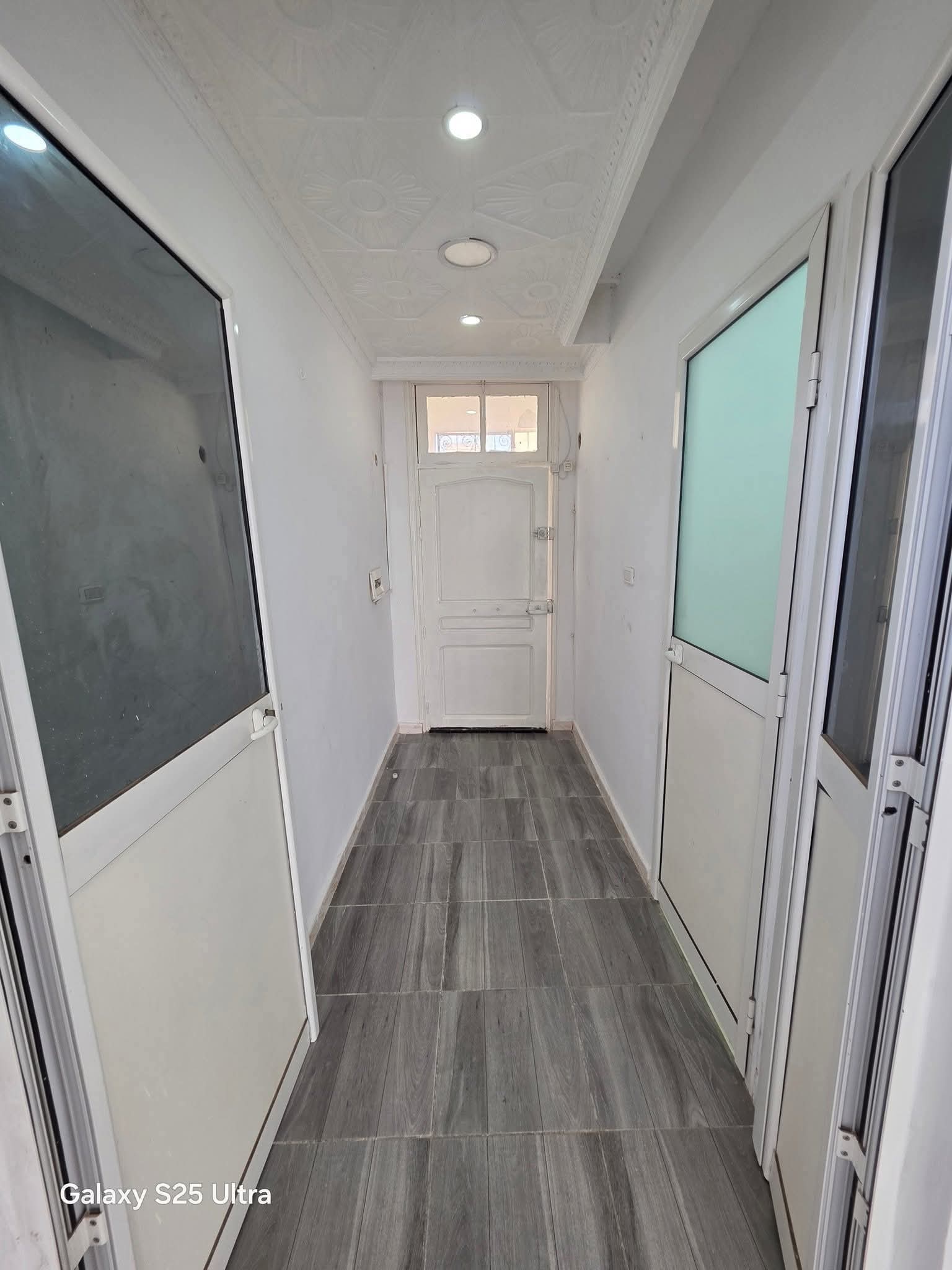 Hammam Lif Hammam Lif Bureaux & Commerces Bureau S1 usage bureautique centre ville hammam lif