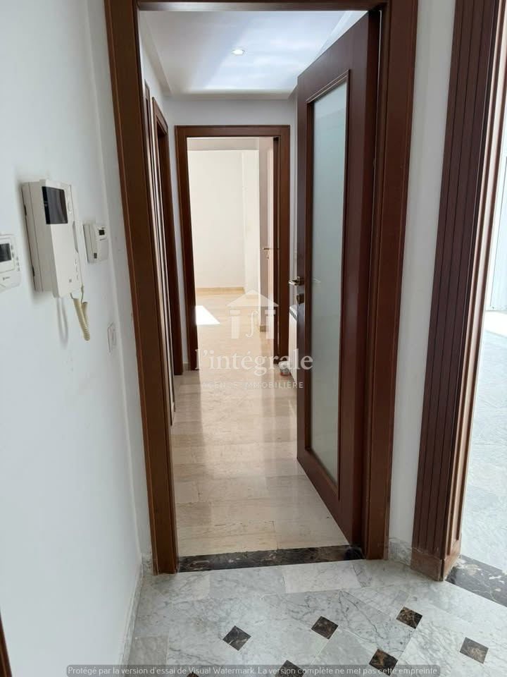 El Menzah El Menzah 9 Location Appart. 3 pices S2 haut standing avec place parking  menzah9c