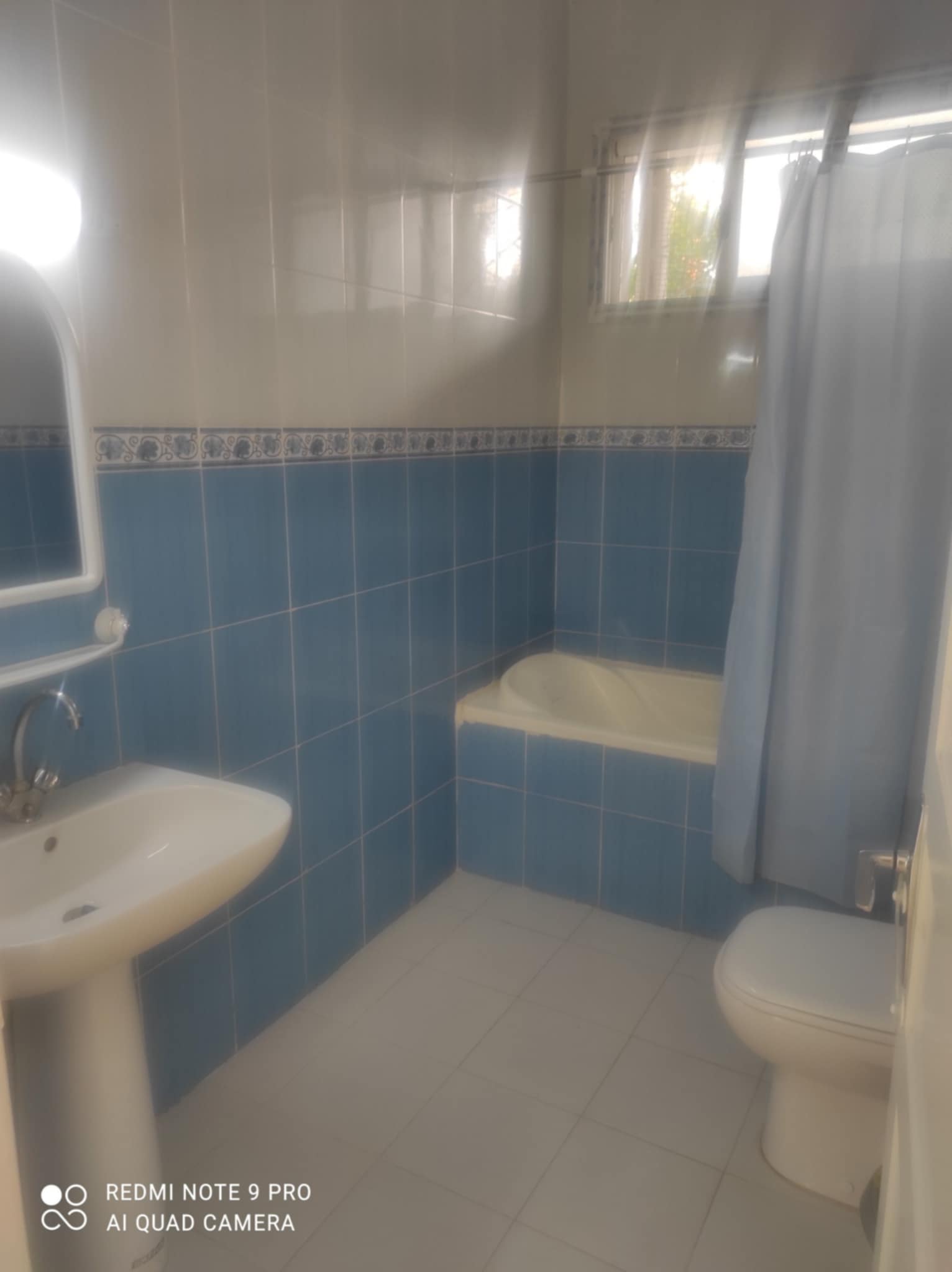 Ariana Ville El Menzah 5 Location Appart. 3 pices Appartement  3pices