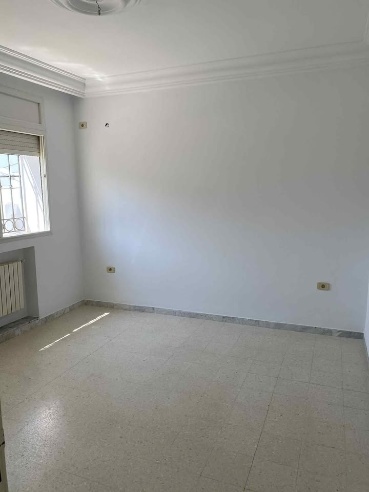 El Menzah El Manar 1 Location Appart. 3 pices S2 900 d manar 1