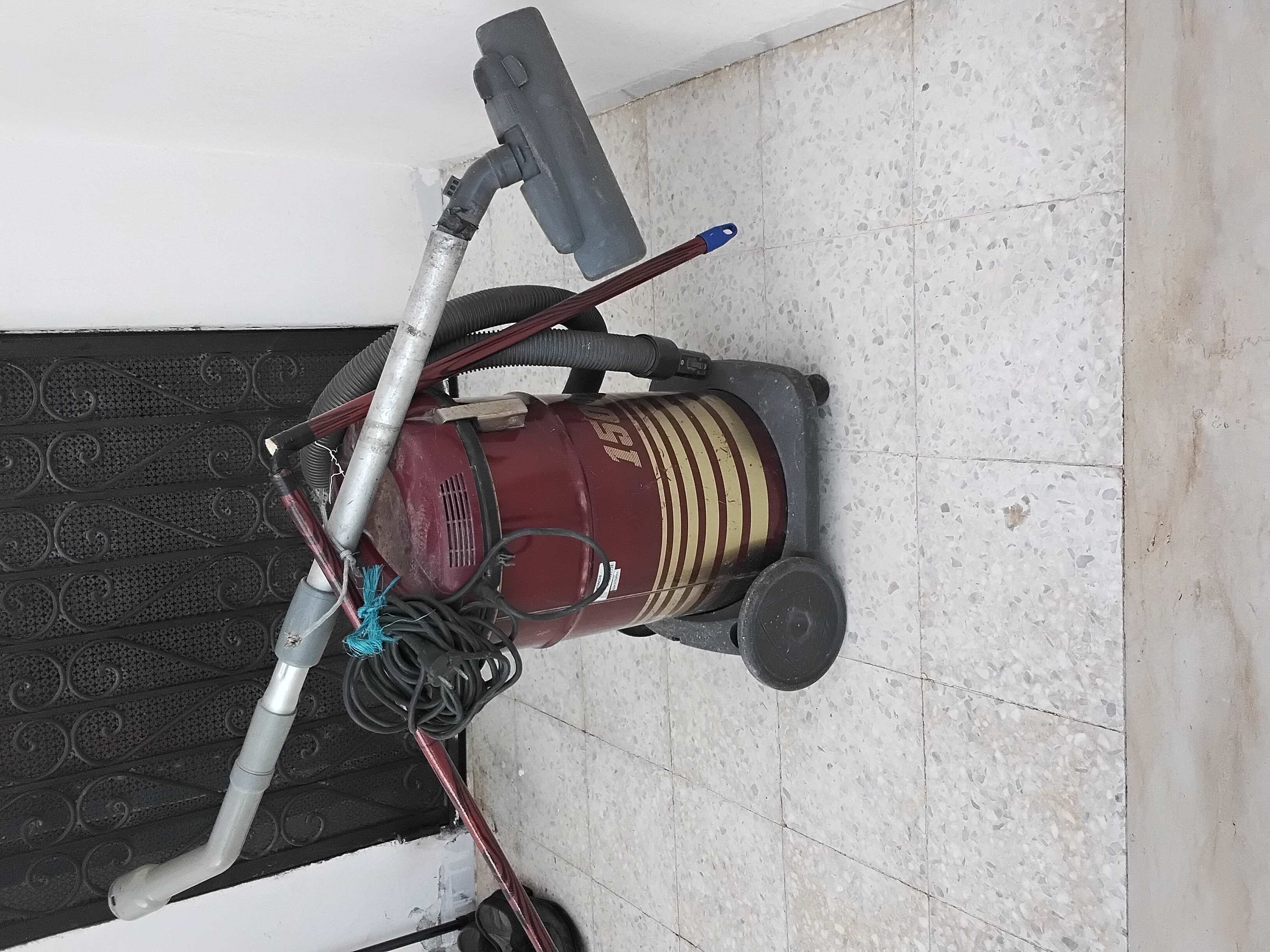 Rades Cite El Ezz Aspirateur Autre Aspirateur hitachi