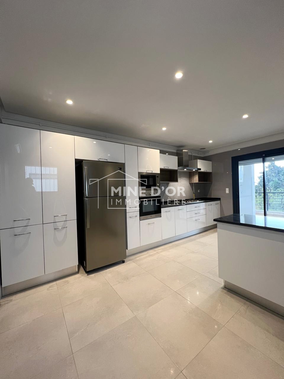 El Menzah Mutuelle Ville Location Appart. 4 pices Al un vaste s3 jamais habit a mutuelleville