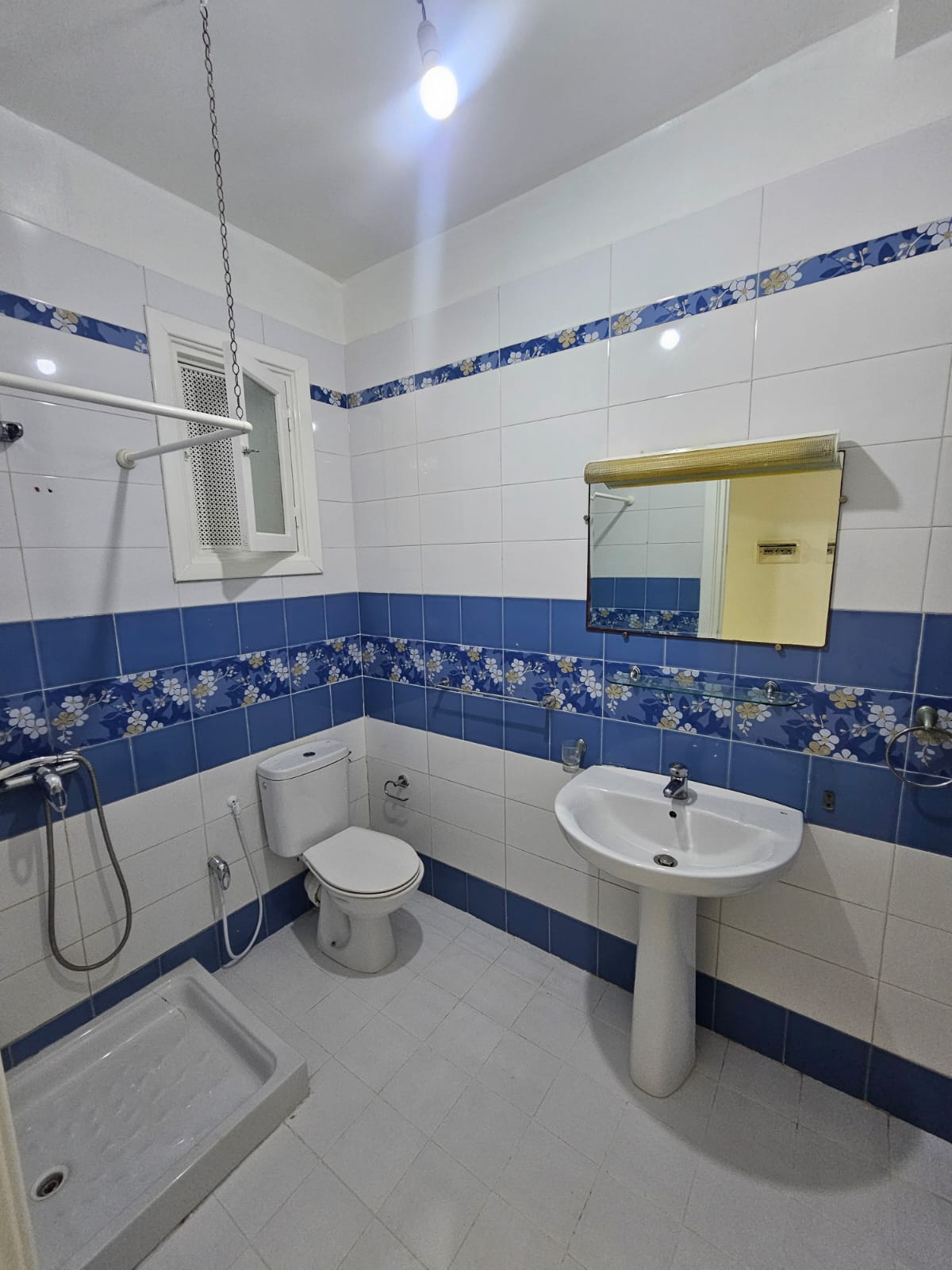 La Marsa&nbsp;El Aouina&nbsp;Vente&nbsp;Appart. 2 pi�ces&nbsp;S plus un bien expos� aux jardins de l'aouina