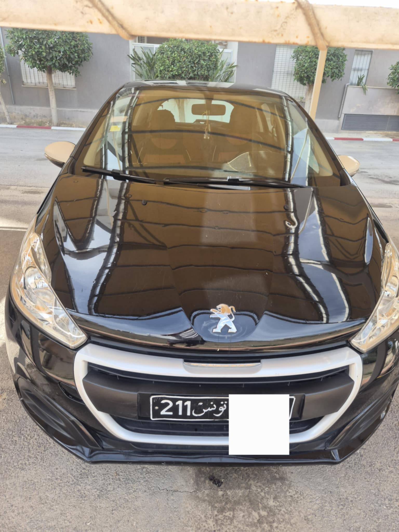 Ariana Ville Cite Ennasr 2 Peugeot 208 Peugeot 208 anne 2019