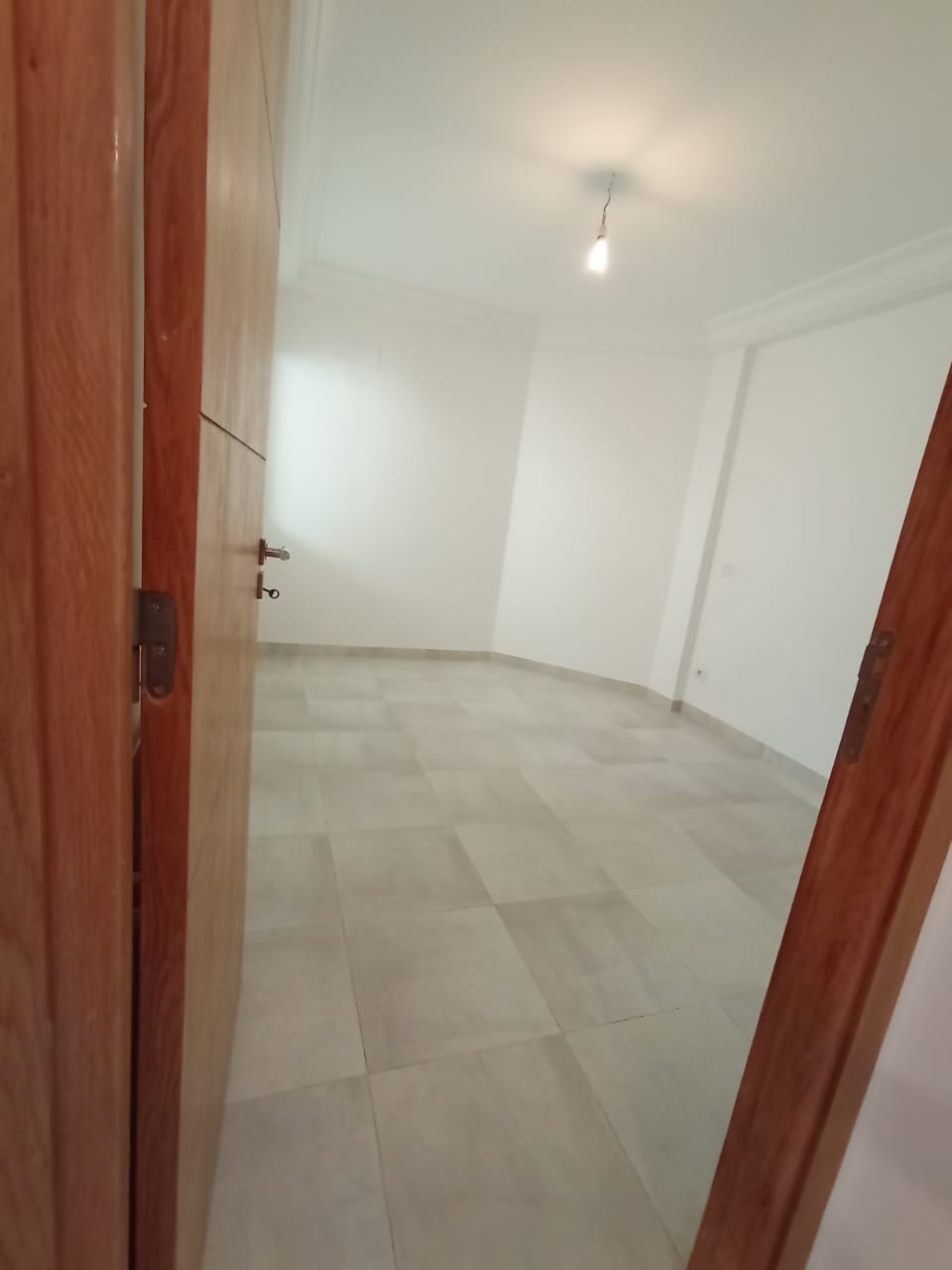 La Marsa El Aouina Vente Appart. 2 pices Appartement splus 1  lwahat