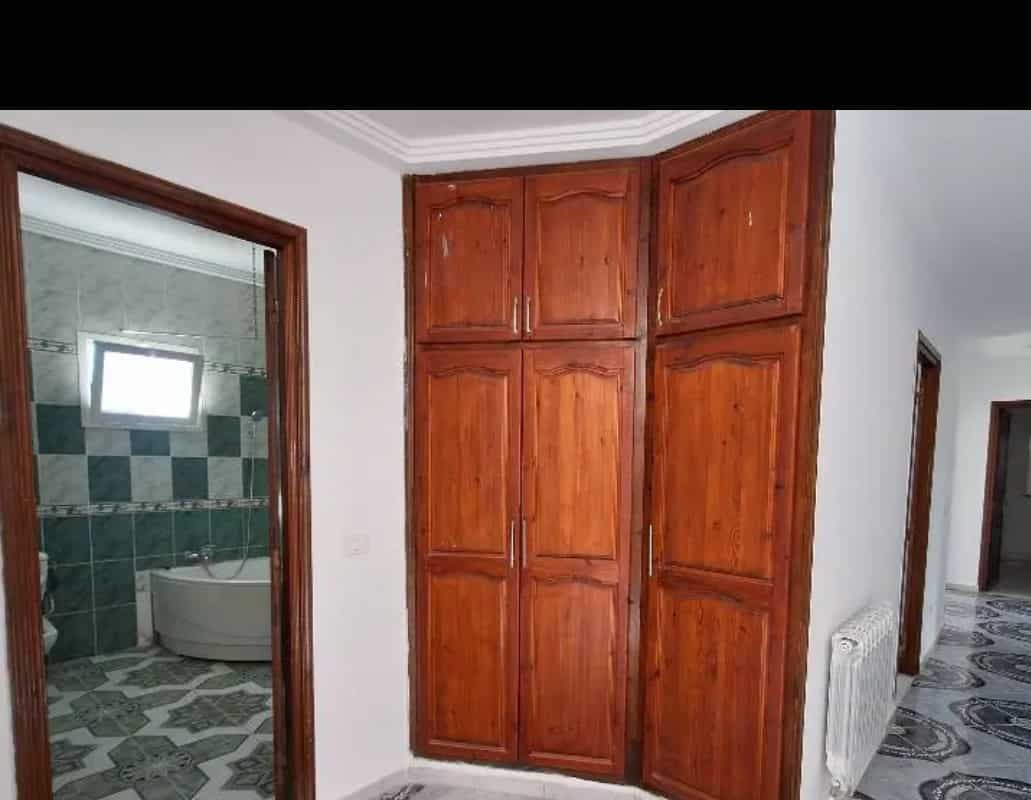 Ain Zaghouan Jardins de Carthage Location Appart. 3 pices tage  au 1er tage  les jardins carthage