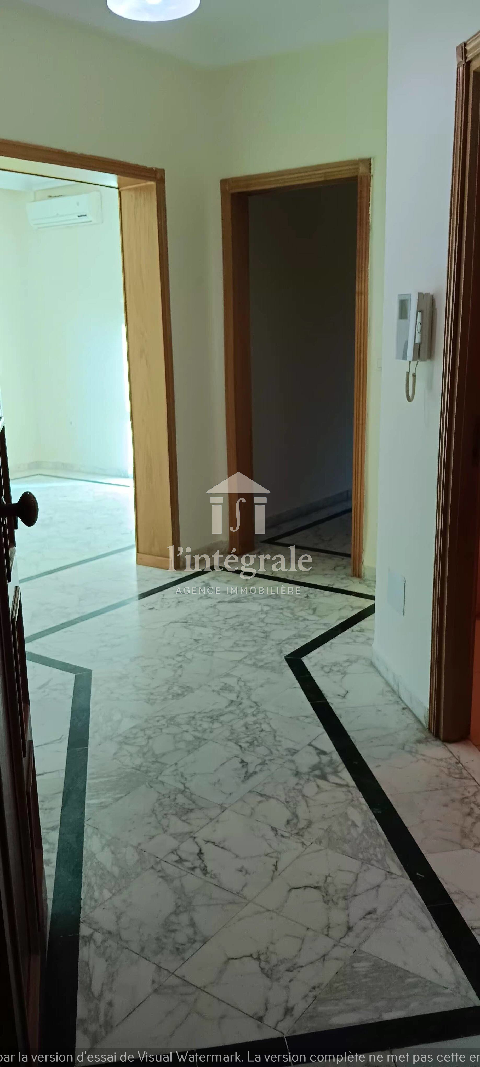 Ariana Ville Cite Ennasr 2 Location Appart. 3 pices Spacieux s2 bon standing