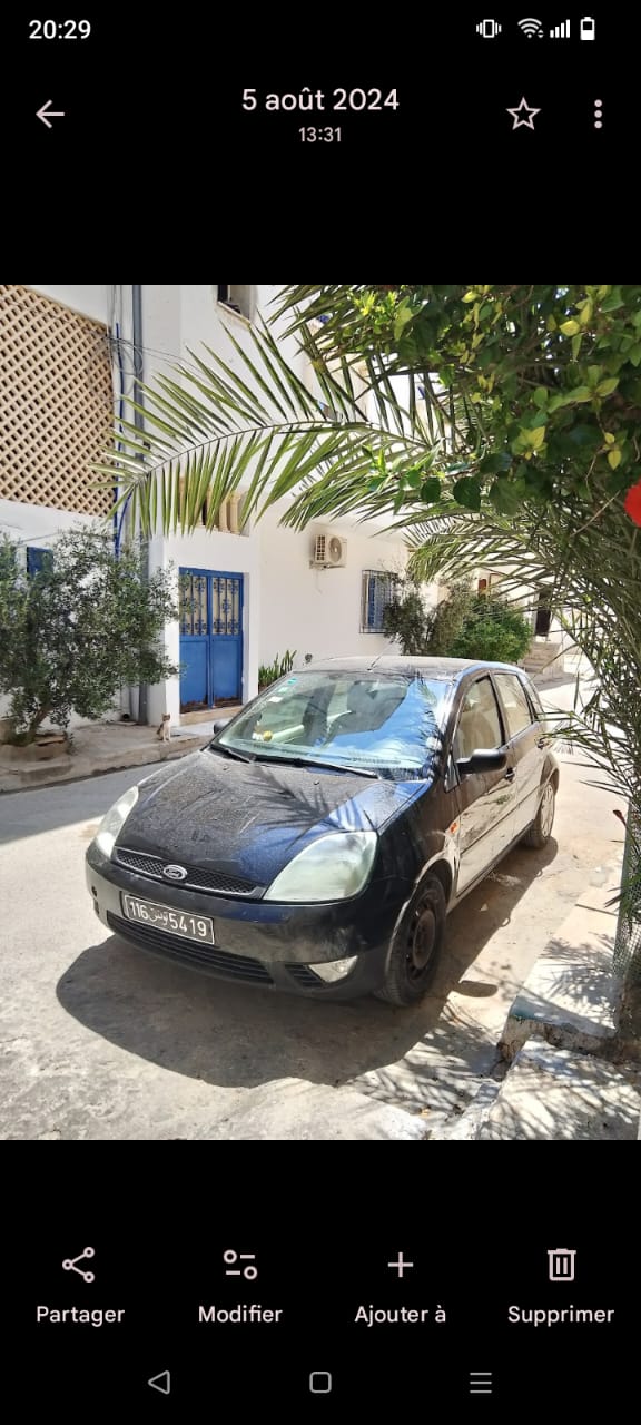 La Marsa&nbsp;Cite El Ouns&nbsp;Ford&nbsp;Fiesta&nbsp;Ford fiesta 2005