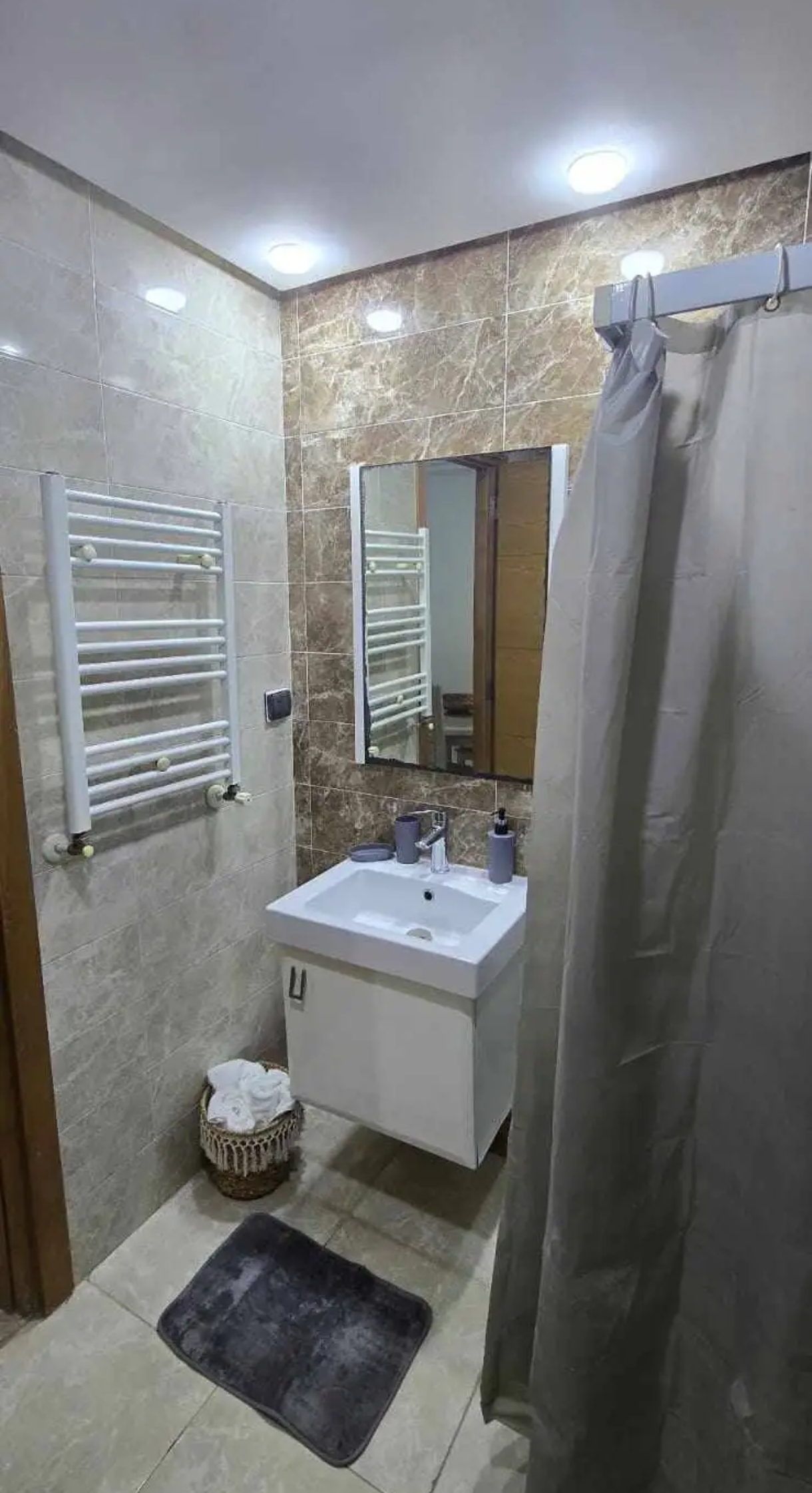 La Marsa&nbsp;Cite Bhar Lazreg&nbsp;Location&nbsp;Appart. 1 pi�ce&nbsp;Appartement s0 haut standing meubl�