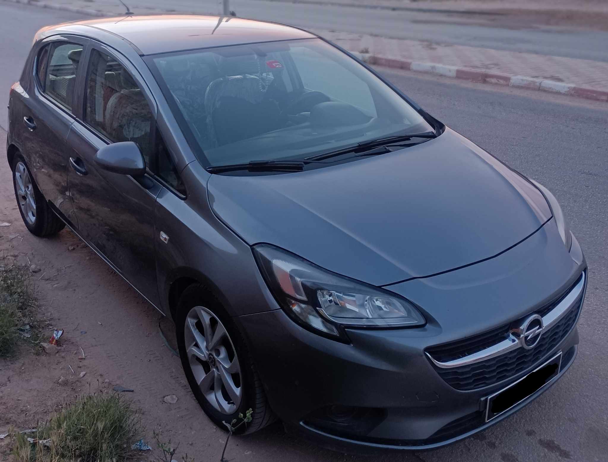 Menzel Bouzaiene Menzel Bouzaiene Opel Corsa Opel corsa 2021