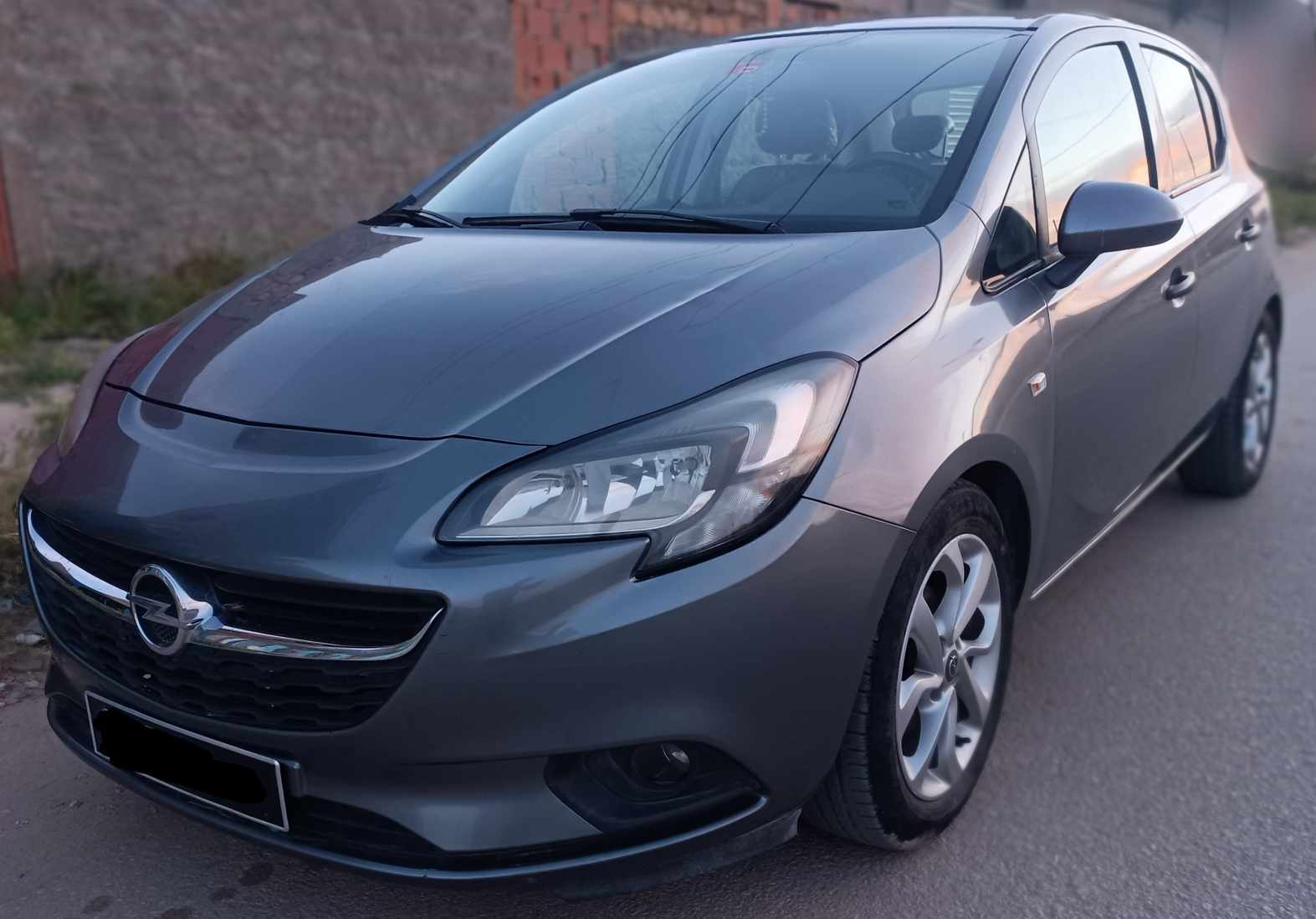 Menzel Bouzaiene Menzel Bouzaiene Opel Corsa Opel corsa 2021