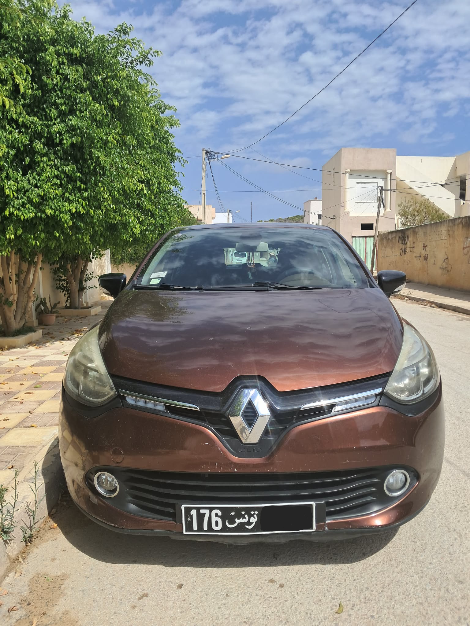 Raoued&nbsp;Cite El Ghazala 1&nbsp;Renault&nbsp;Clio&nbsp;Renault clio 4