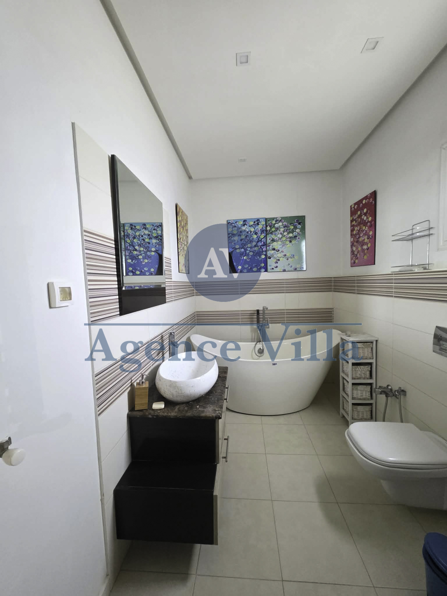 La Marsa&nbsp;Cite Bhar Lazreg&nbsp;Location&nbsp;Duplex&nbsp;Un duplex s4 meubl� � bhar lazrek