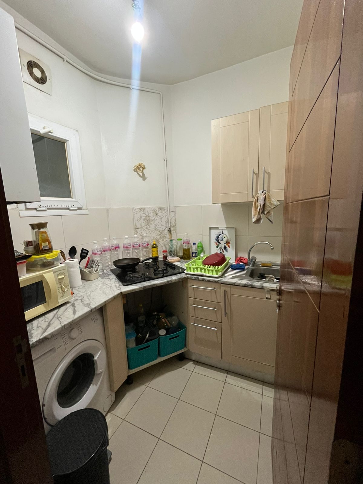 Cite El Khadra&nbsp;Zone urbaine nord&nbsp;Location&nbsp;Appart. 2 pi�ces&nbsp;Appartement salon piece cuisine et salle d eau