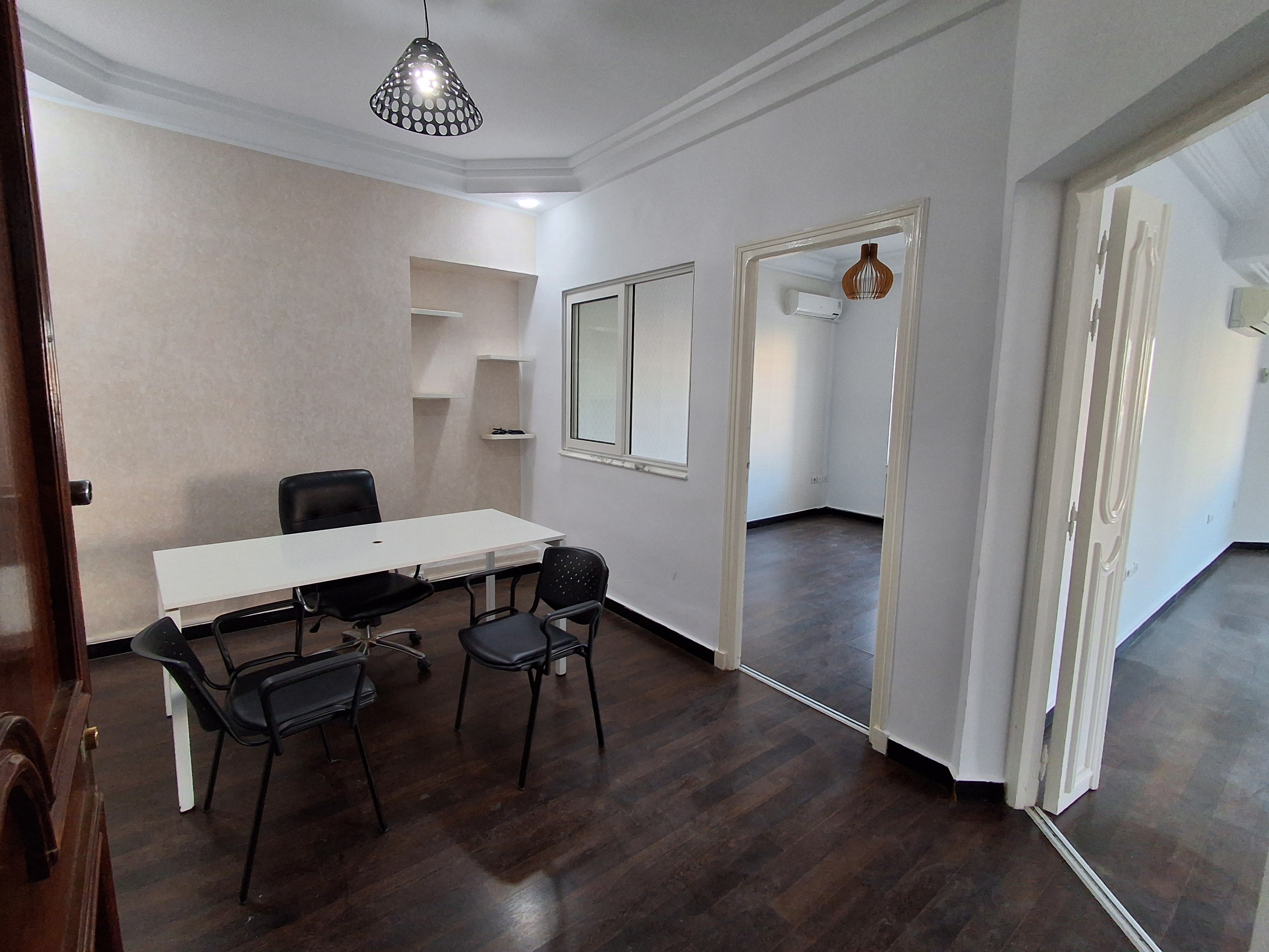 La Marsa&nbsp;Berge Du Lac&nbsp;Bureaux & Commerces&nbsp;Bureau&nbsp;Agreable bureau h plus 2 au lac 1