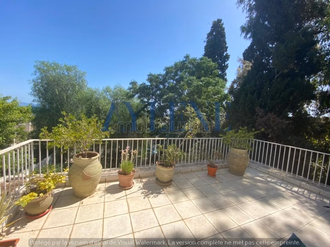 La Marsa&nbsp;Marsa Erriadh&nbsp;Location&nbsp;Appart. 2 pi�ces&nbsp;Villa vue mer