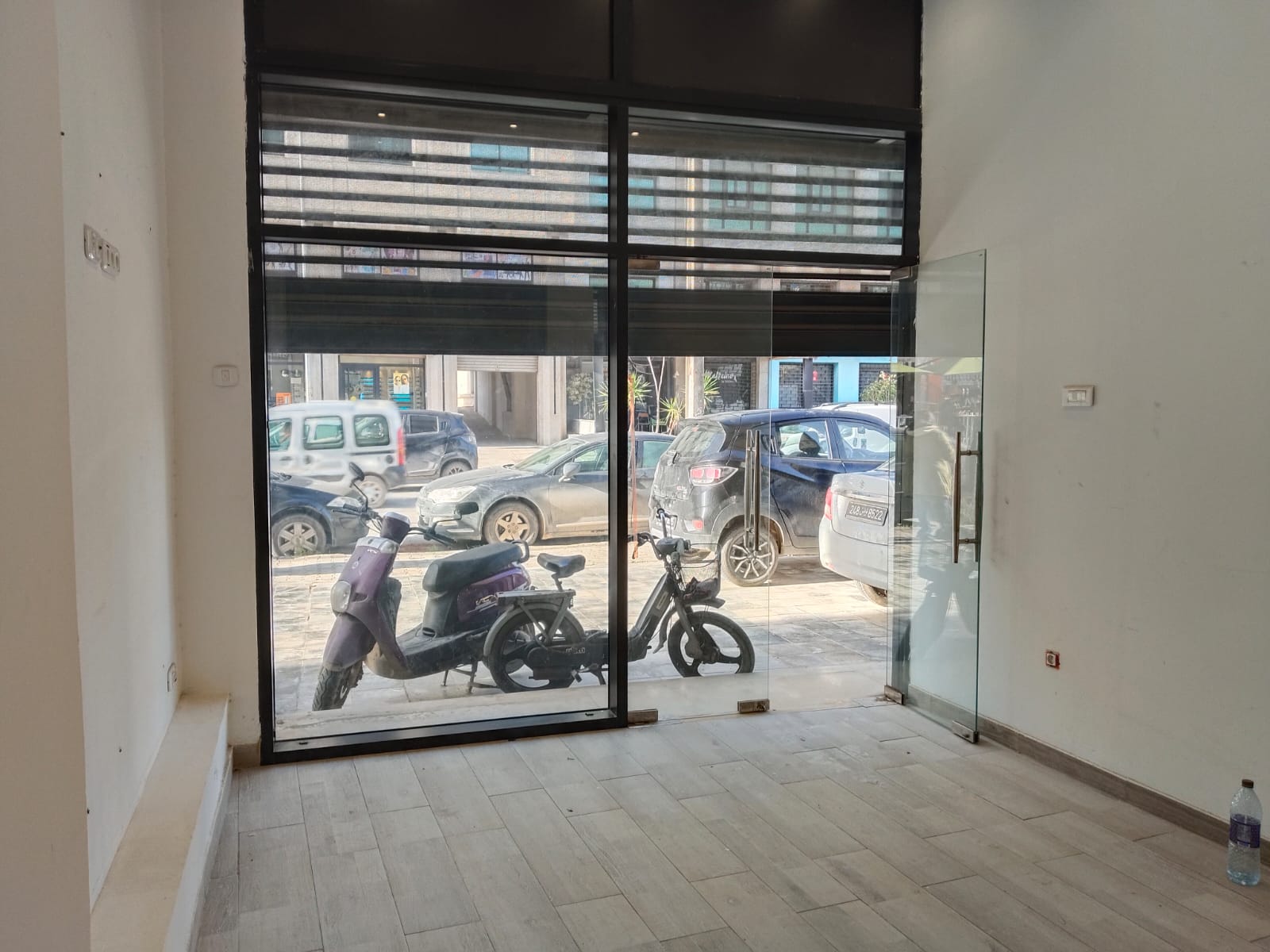 Cite El Khadra&nbsp;Kheireddine Pacha&nbsp;Bureaux & Commerces&nbsp;Surfaces&nbsp;Montplaisir loc esp commercial