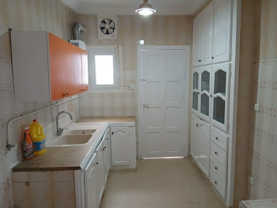 El Mourouj&nbsp;El Mourouj&nbsp;Location&nbsp;Appart. 3 pi�ces&nbsp;Rdc d'une maison mrj 3