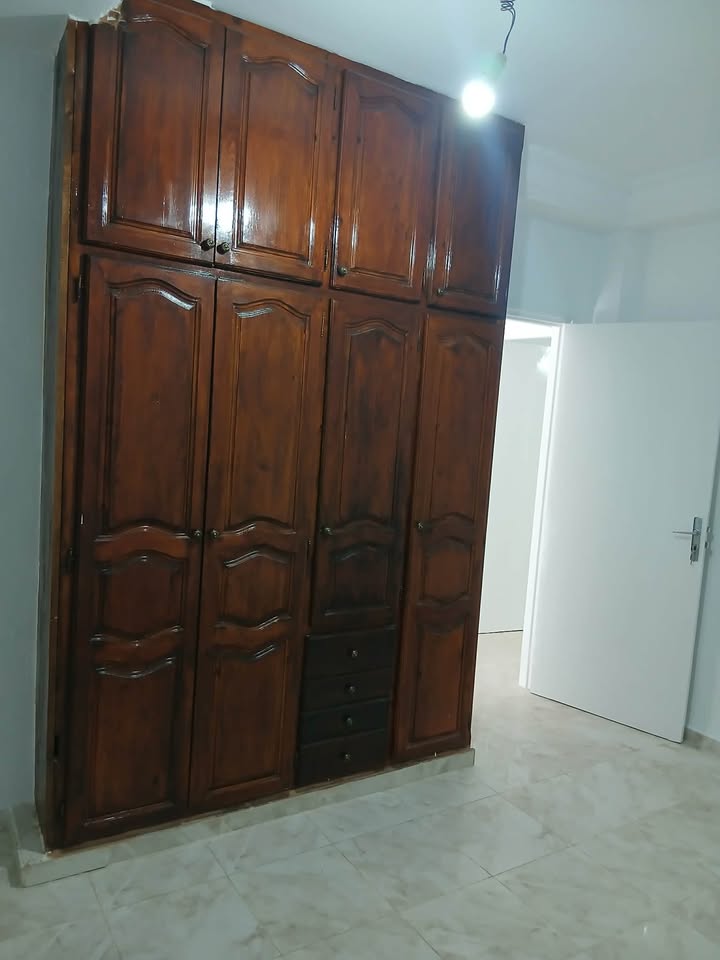 El Mourouj&nbsp;El Mourouj&nbsp;Location&nbsp;Appart. 3 pi�ces&nbsp;Rdc d'une maison mrj 3