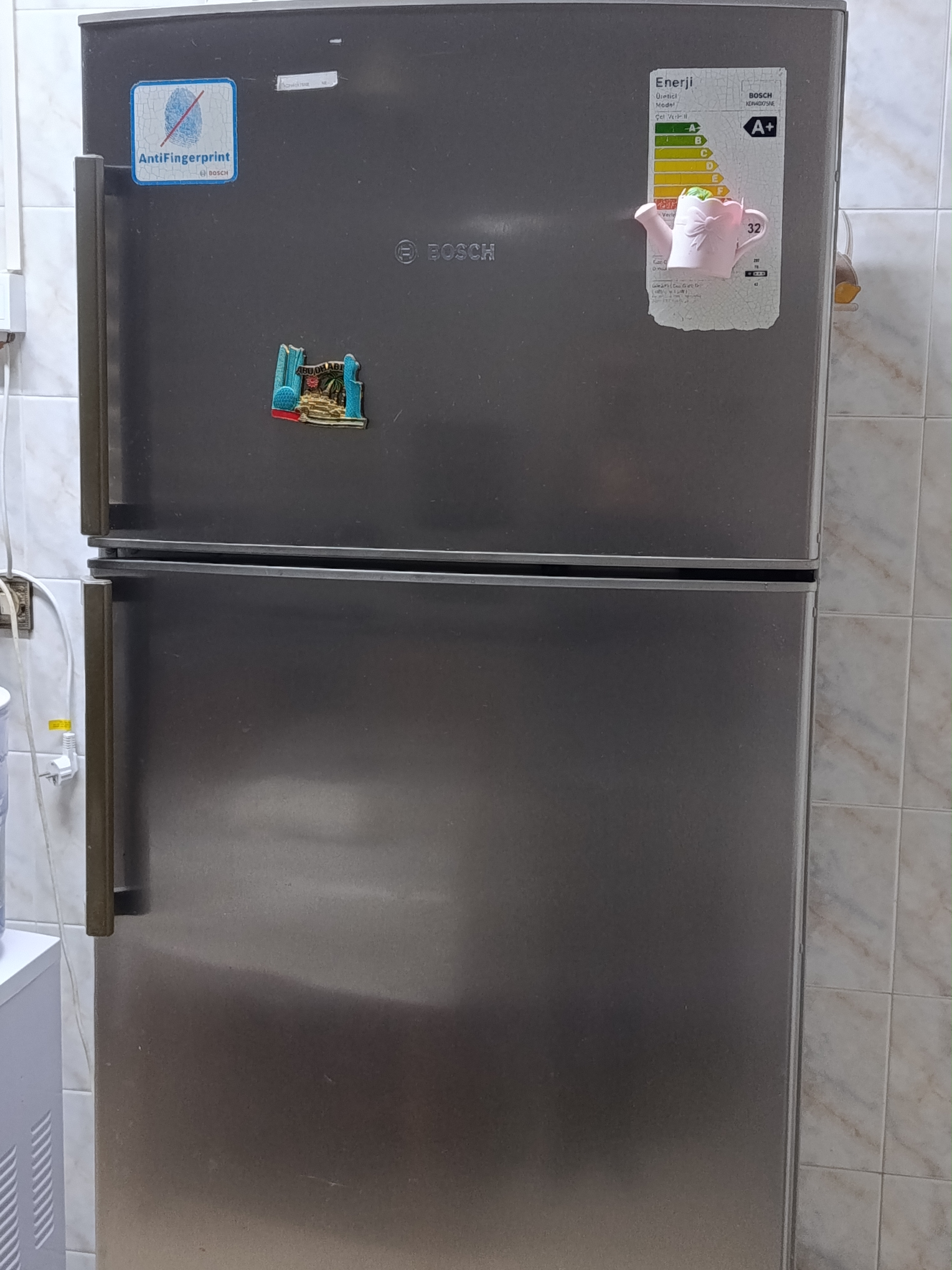 La Soukra&nbsp;La Soukra&nbsp;R�frig�rateur 2 portes&nbsp;Autre&nbsp;Bonne occasion