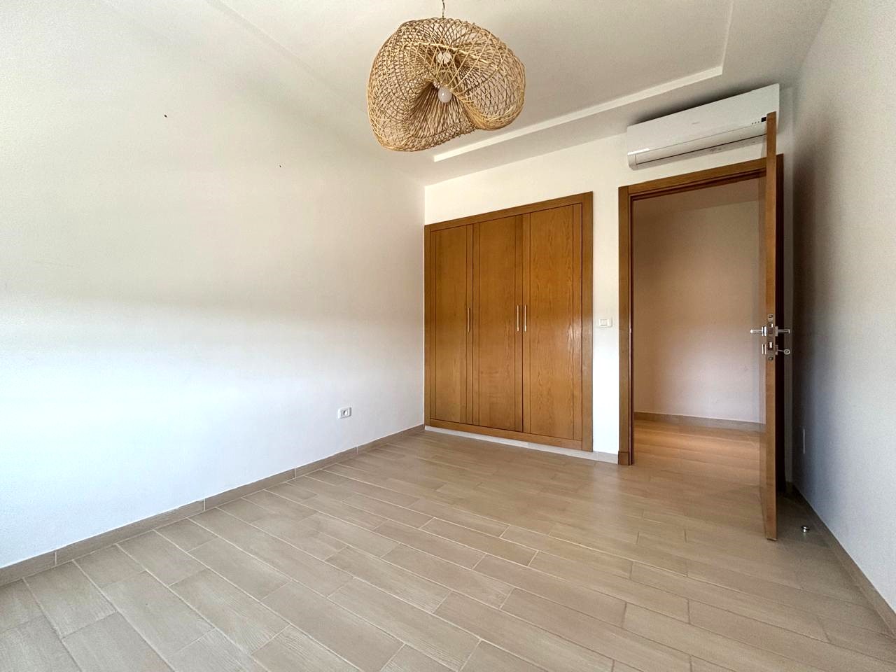 La Soukra&nbsp;La Soukra&nbsp;Location&nbsp;Appart. 3 pi�ces&nbsp;Appartement s2 de 130m2 � la soukra park