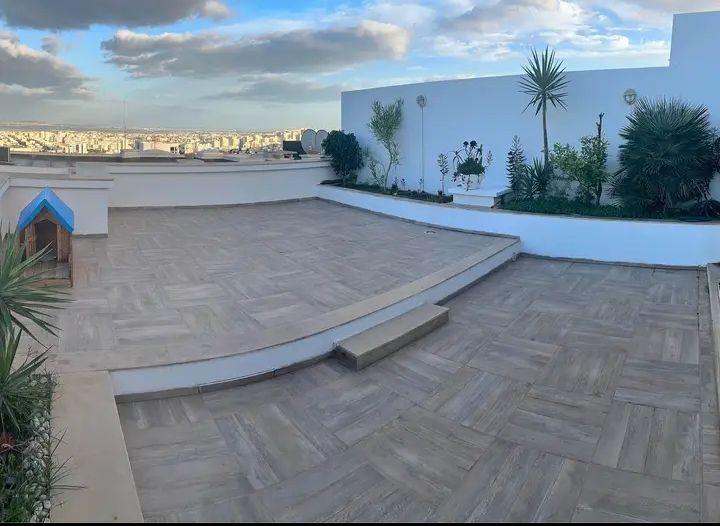 Ariana Ville&nbsp;Cite Ennasr 2&nbsp;Location&nbsp;Appart. 3 pi�ces&nbsp;Meubl� penthouse s2 unique