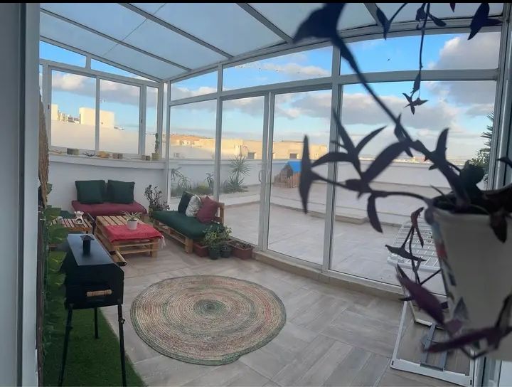 Ariana Ville&nbsp;Cite Ennasr 2&nbsp;Location&nbsp;Appart. 3 pi�ces&nbsp;Meubl� penthouse s2 unique