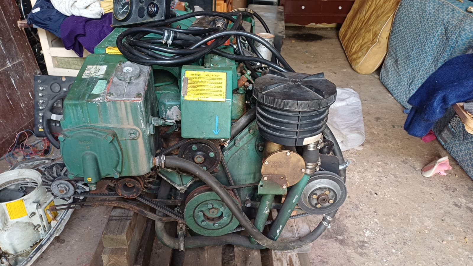 Korba&nbsp;Tazarka&nbsp;Moteurs et pi�ces&nbsp;Moteurs In-Bord&nbsp;Moteur bateau volvo penta