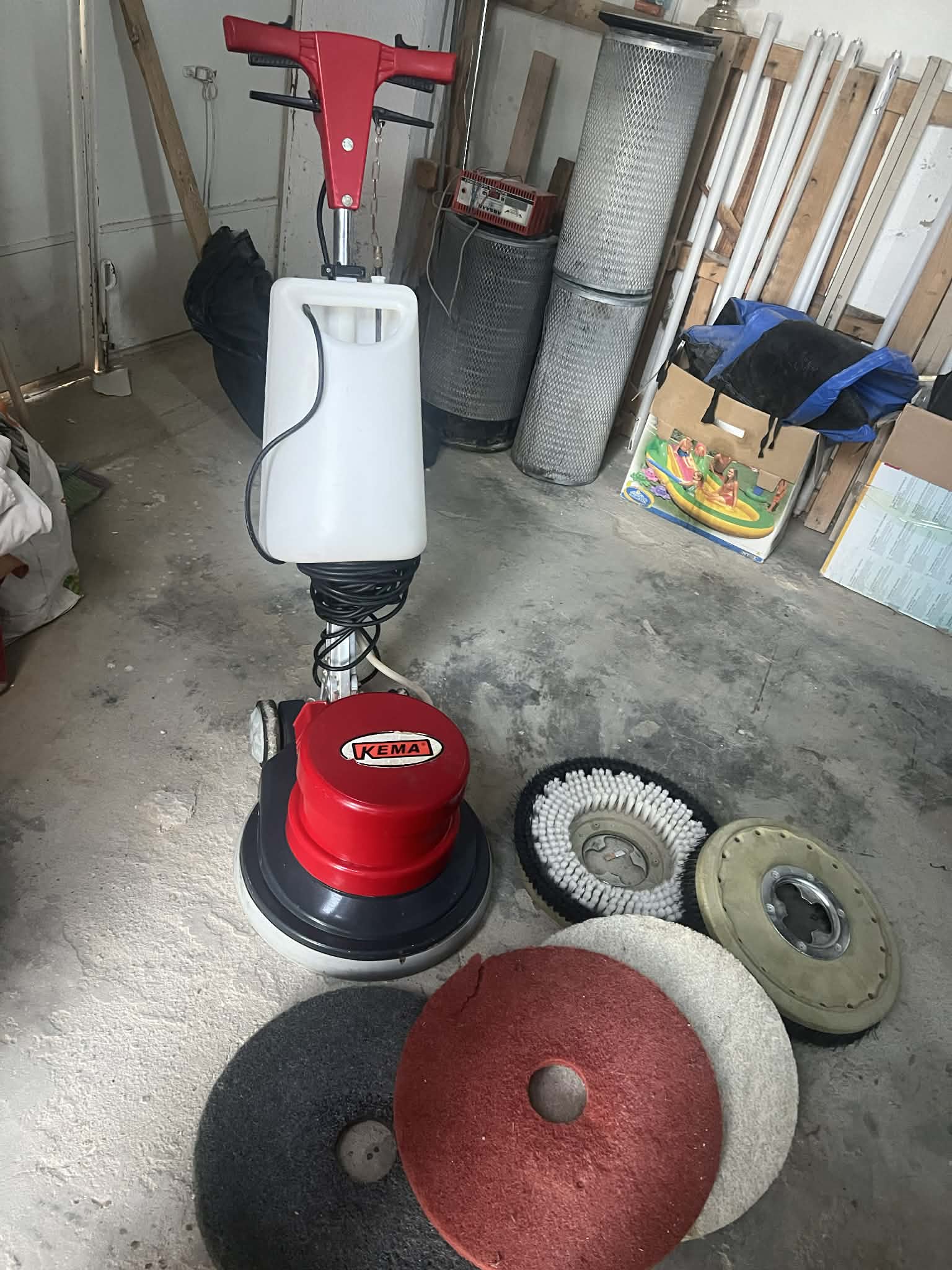 Gafsa Sud&nbsp;Gafsa Cite Ennour&nbsp;Fer vapeur&nbsp;Autre&nbsp;Machine  lave tapis et partere