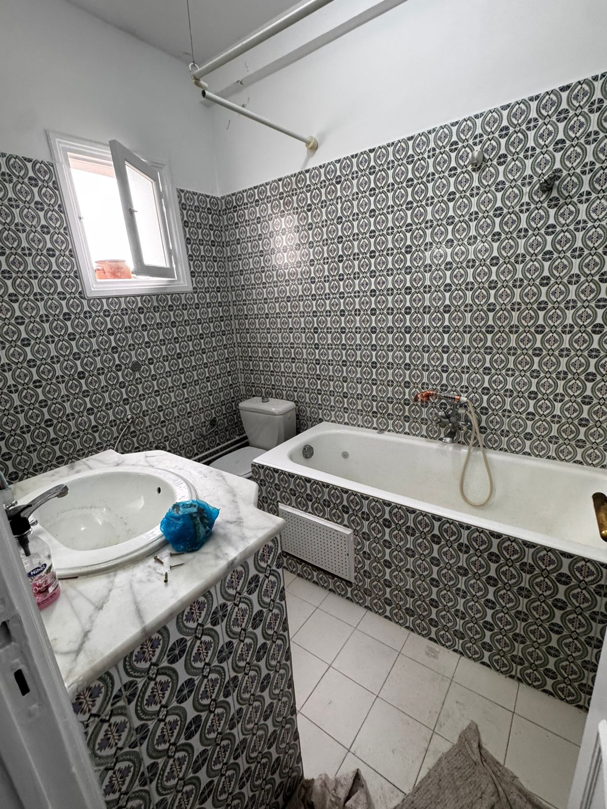 Ariana Ville&nbsp;Ariana&nbsp;Location&nbsp;Appart. 4 pi�ces&nbsp;S plus 3 a l'ariana wb4420