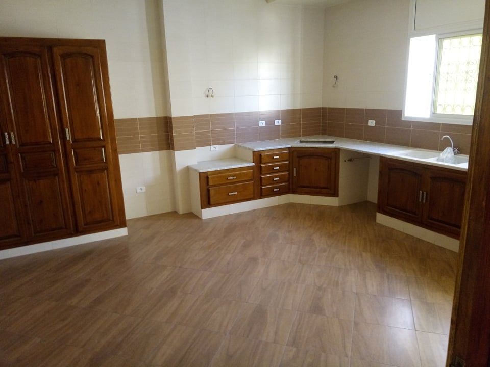 Mannouba&nbsp;La Mannouba&nbsp;Location&nbsp;Appart. 4 pi�ces&nbsp;Etage de villa