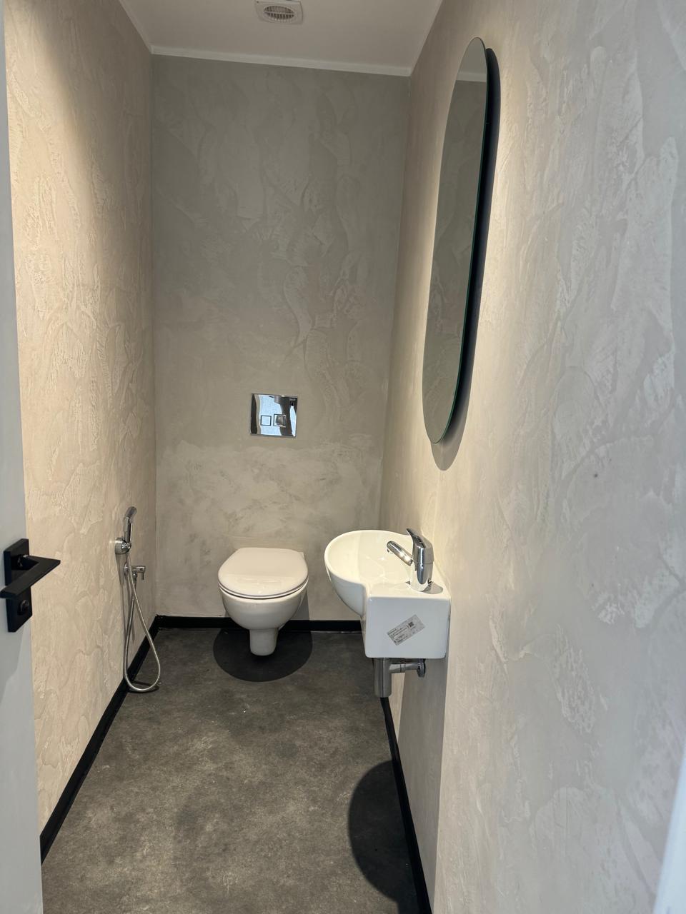 La Marsa&nbsp;Berge Du Lac&nbsp;Bureaux & Commerces&nbsp;Bureau&nbsp;Bureau neuf 150 m2 au lac 1