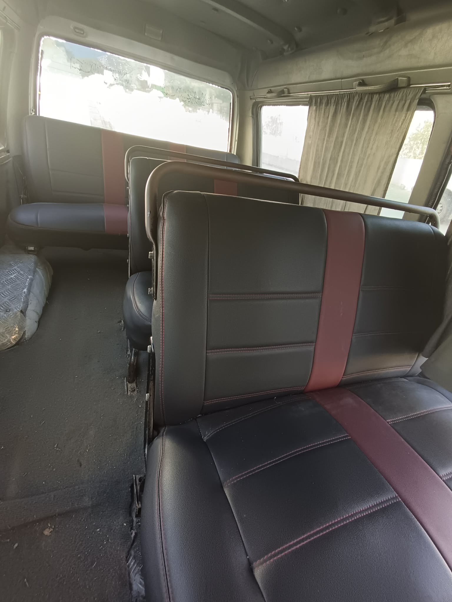 Mnihla&nbsp;Jardins d'el Menzah&nbsp;Mitsubishi&nbsp;Autre Mod�le&nbsp;Mitsubishi 9 places