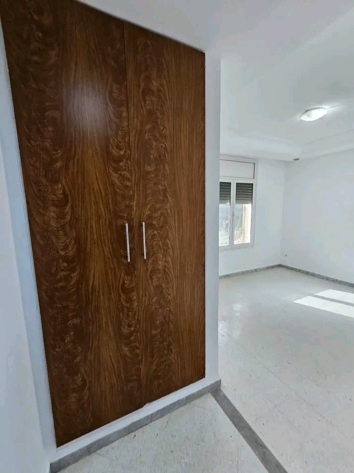 Raoued&nbsp;Cite El Ghazala 2&nbsp;Location&nbsp;Appart. 4 pi�ces&nbsp;�tage d'une villa s 3 cit� el ghazela