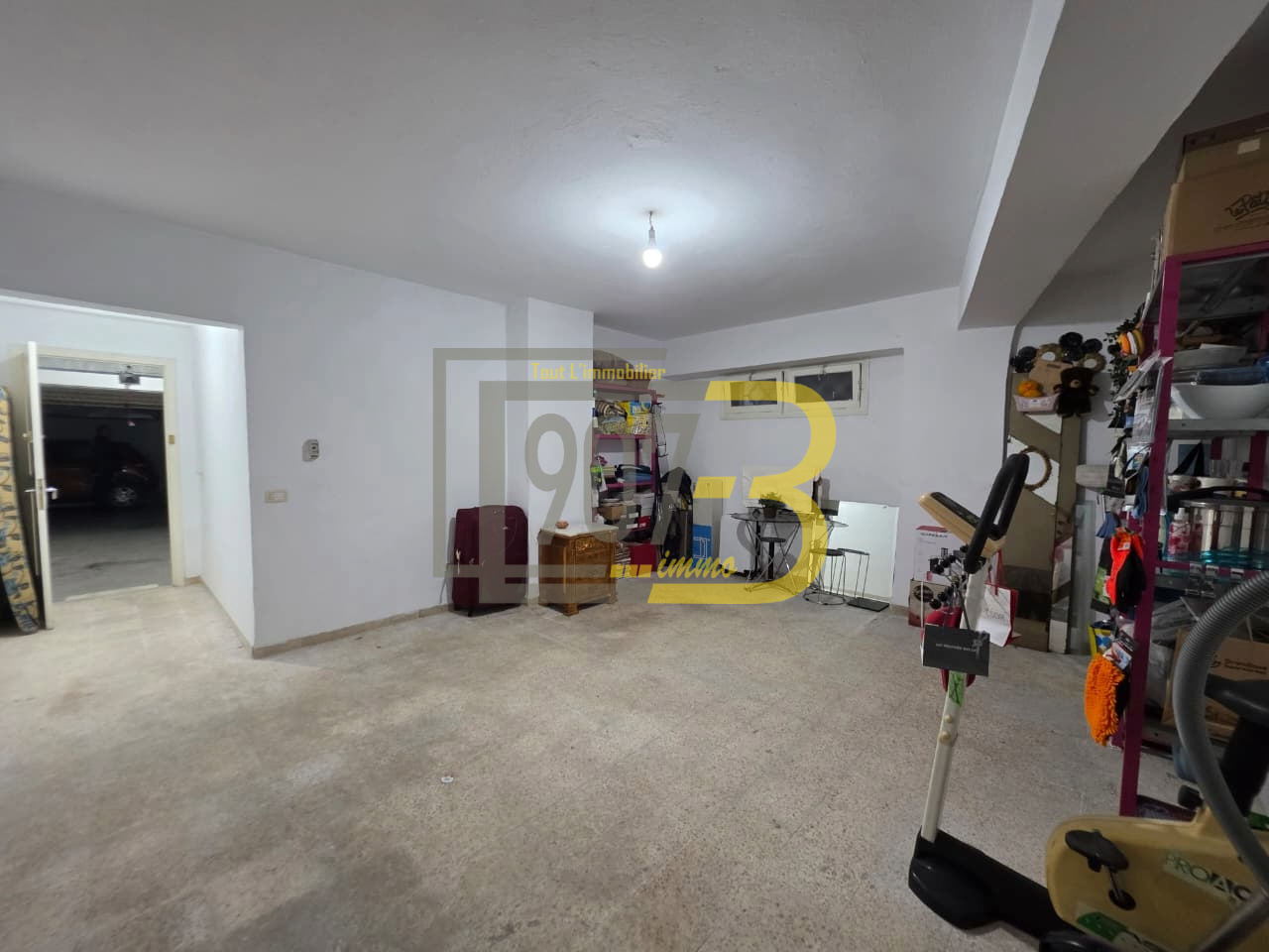 Ariana Ville&nbsp;Cite Ennasr 2&nbsp;Vente&nbsp;Autre&nbsp;D�p�t 70 m2 � ennasr