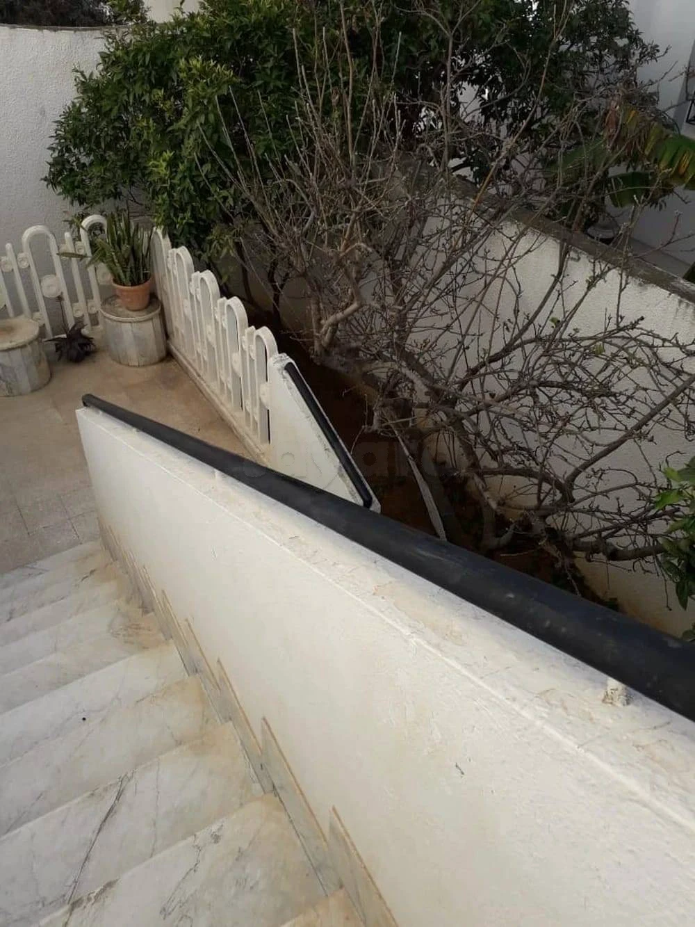 Ariana Ville&nbsp;El Menzah 8&nbsp;Location&nbsp;Maisons&nbsp;Etage villa entre menzah8 et nelle ariana