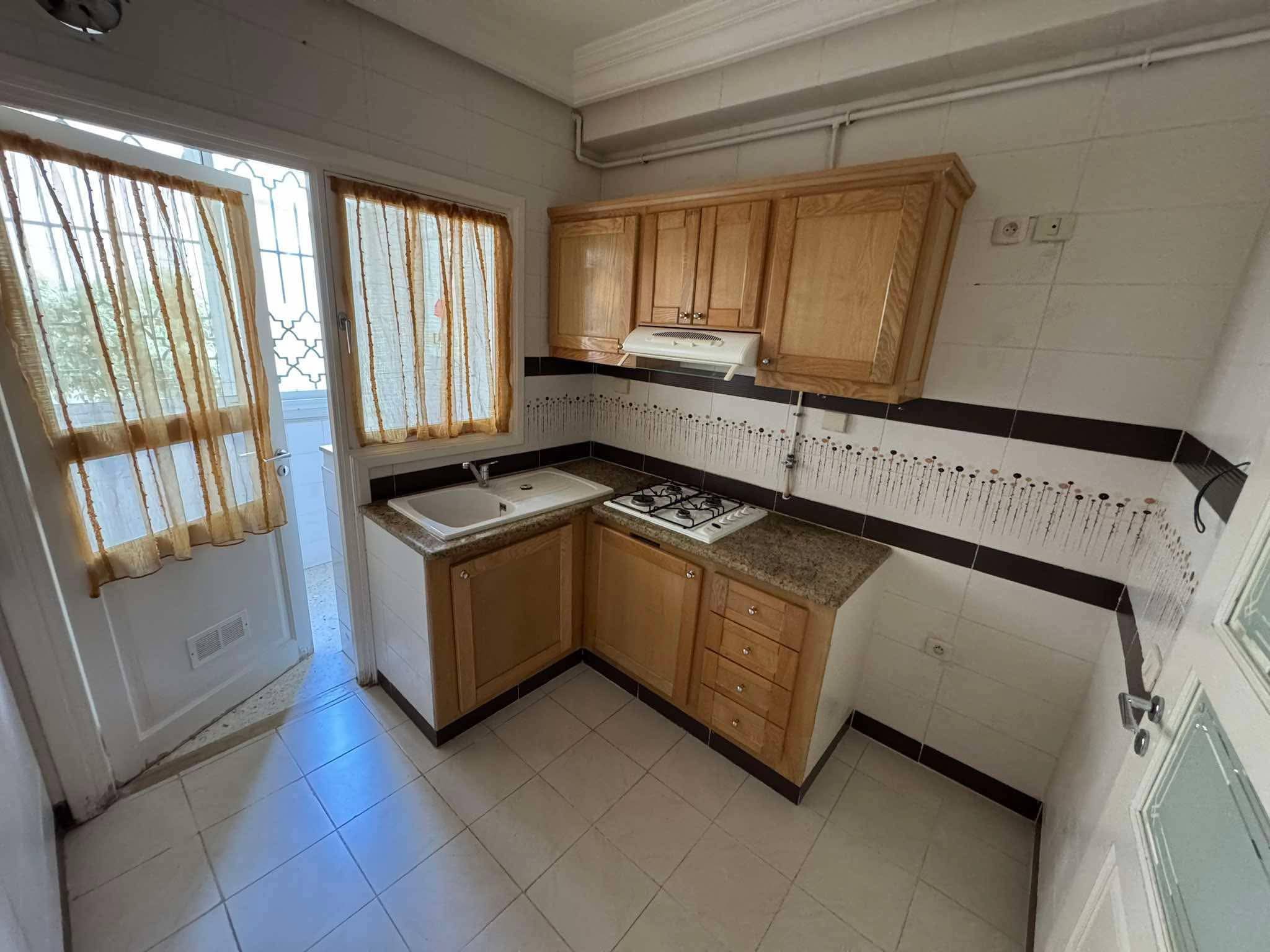 Ariana Ville&nbsp;Cite Ennasr 2&nbsp;Location&nbsp;Appart. 2 pi�ces&nbsp;S1 850 d ennasr 2