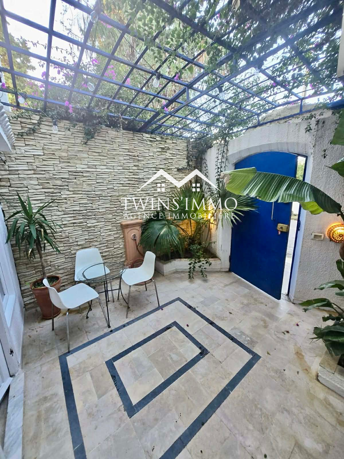 La Marsa&nbsp;Marsa Ennassim&nbsp;Location&nbsp;Appart. 2 pi�ces&nbsp;Rez de chauss�e de villa s2 meubl� � la marsa